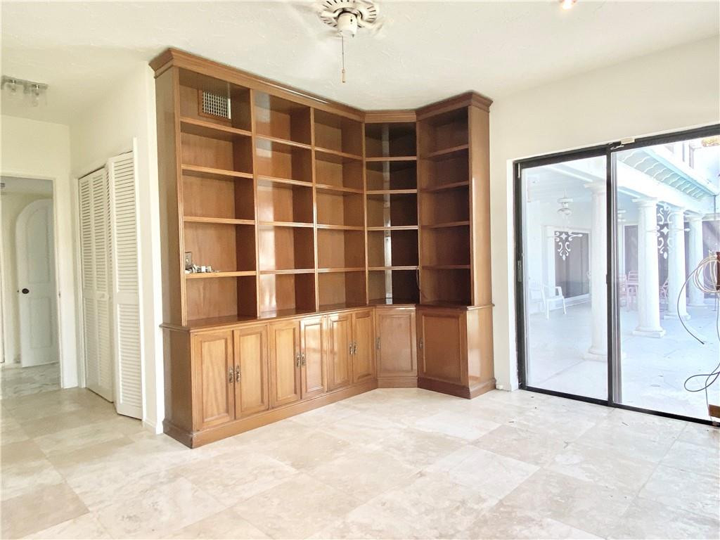71 Bay Colony, Fort Lauderdale FL 33308