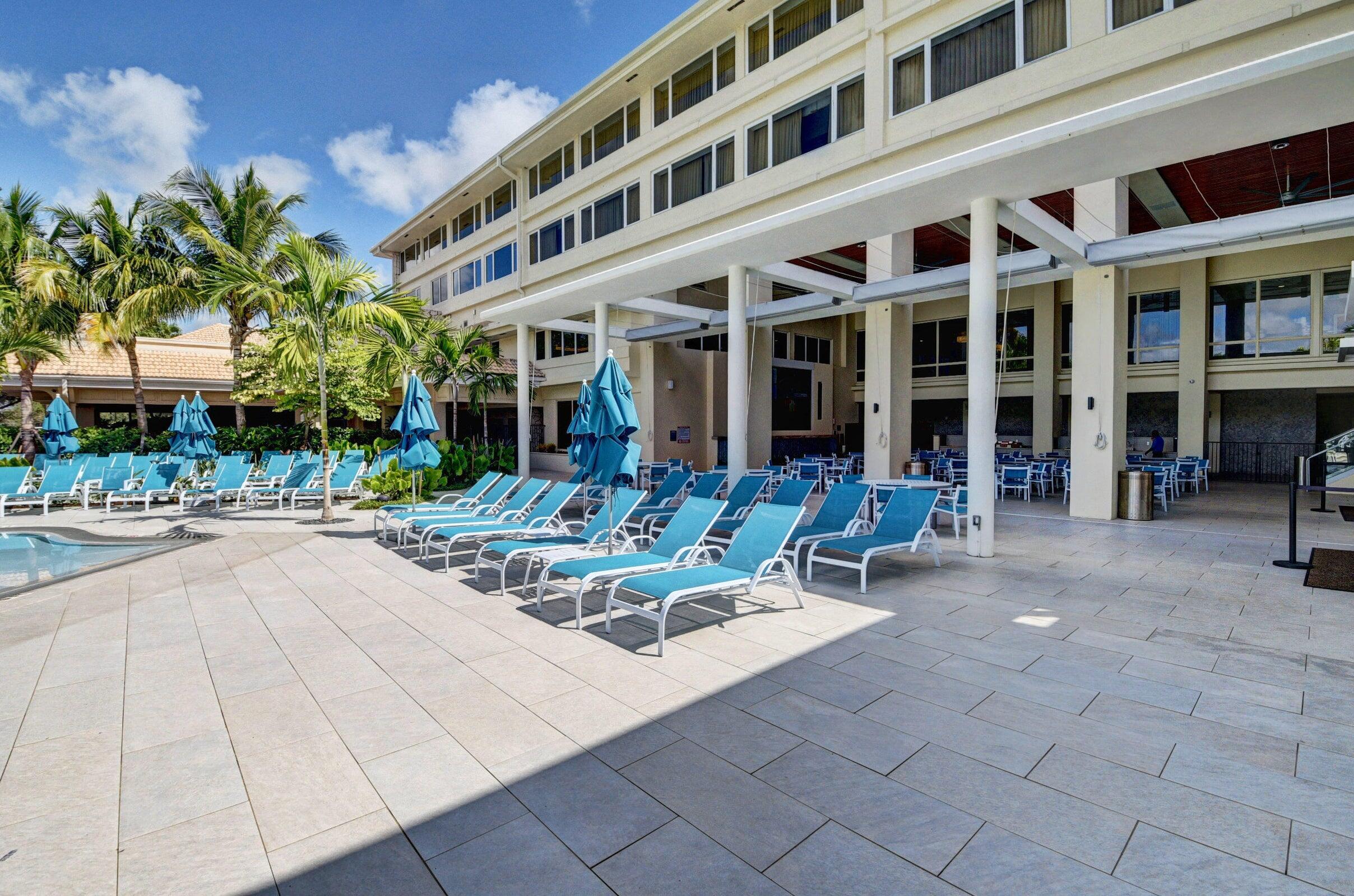20 Westgate #F, Boynton Beach FL 33436