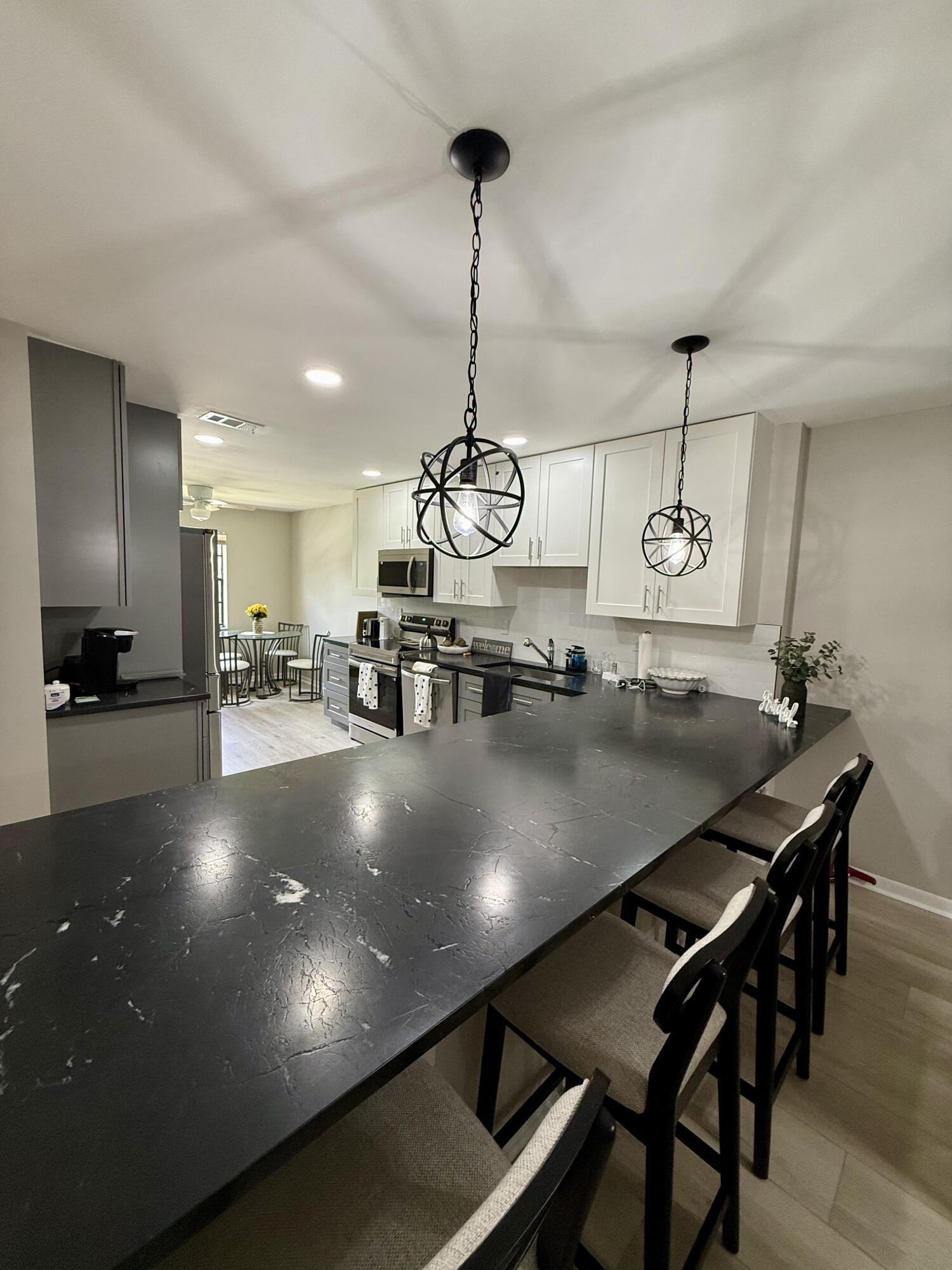 20 Westgate #F, Boynton Beach FL 33436