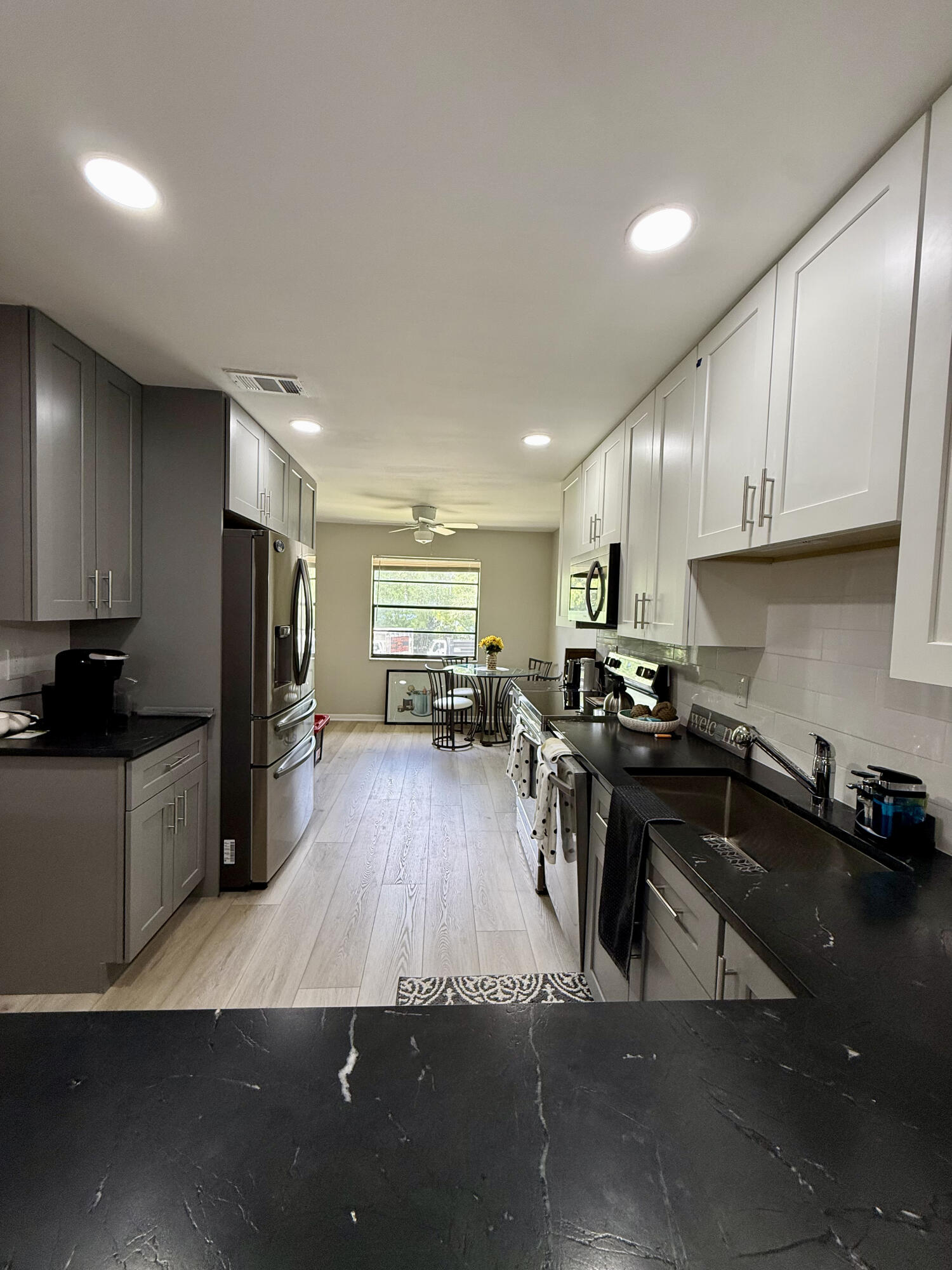 20 Westgate #F, Boynton Beach FL 33436