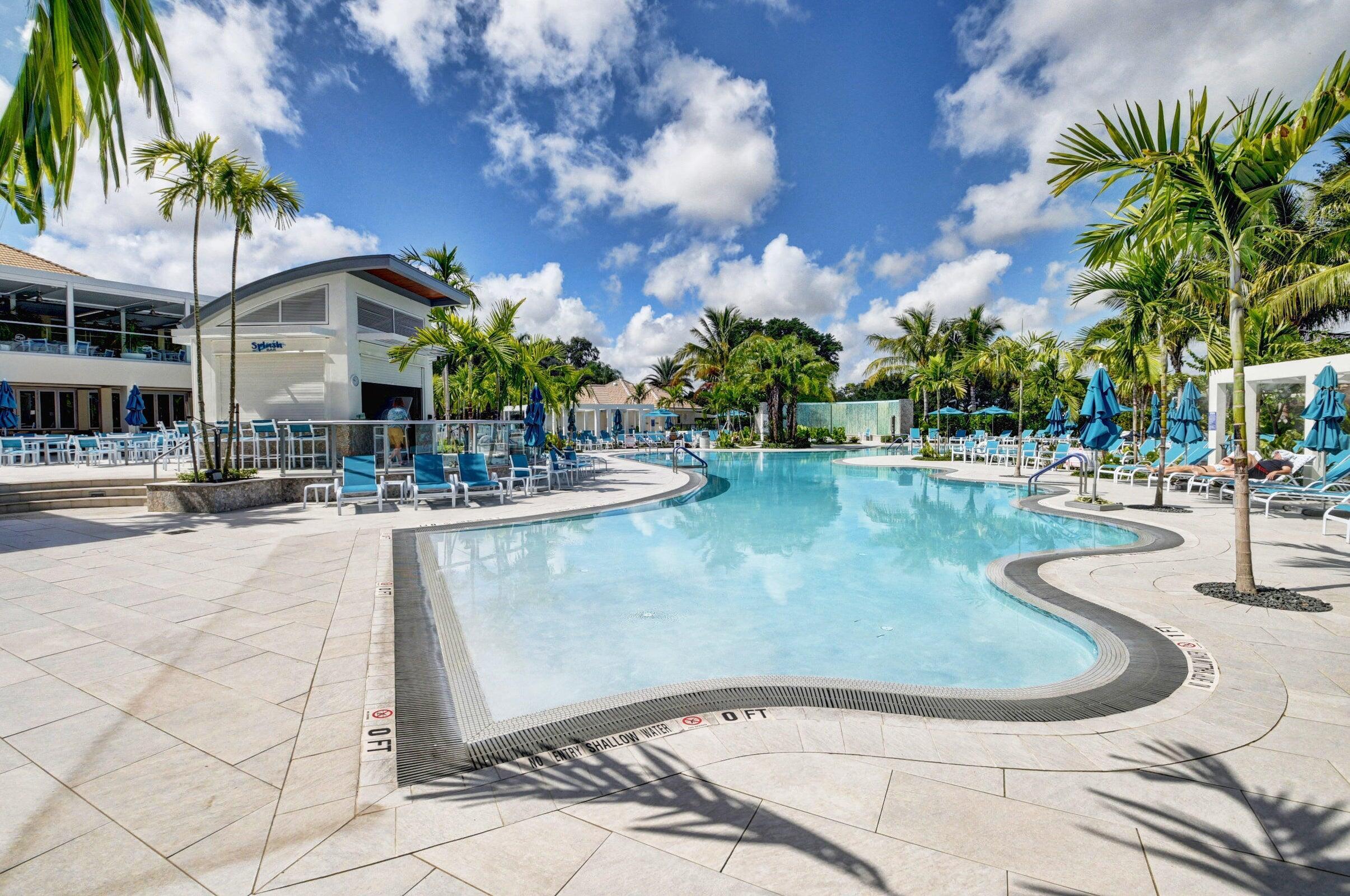 20 Westgate #F, Boynton Beach FL 33436