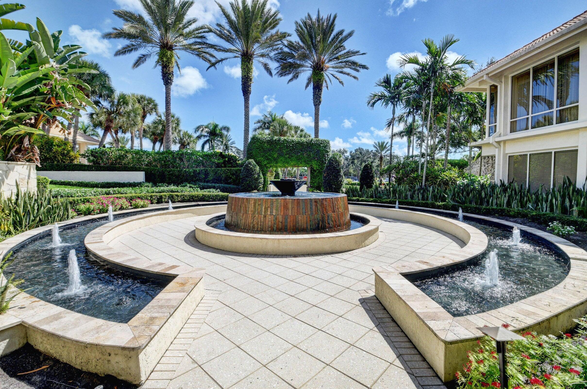 20 Westgate #F, Boynton Beach FL 33436