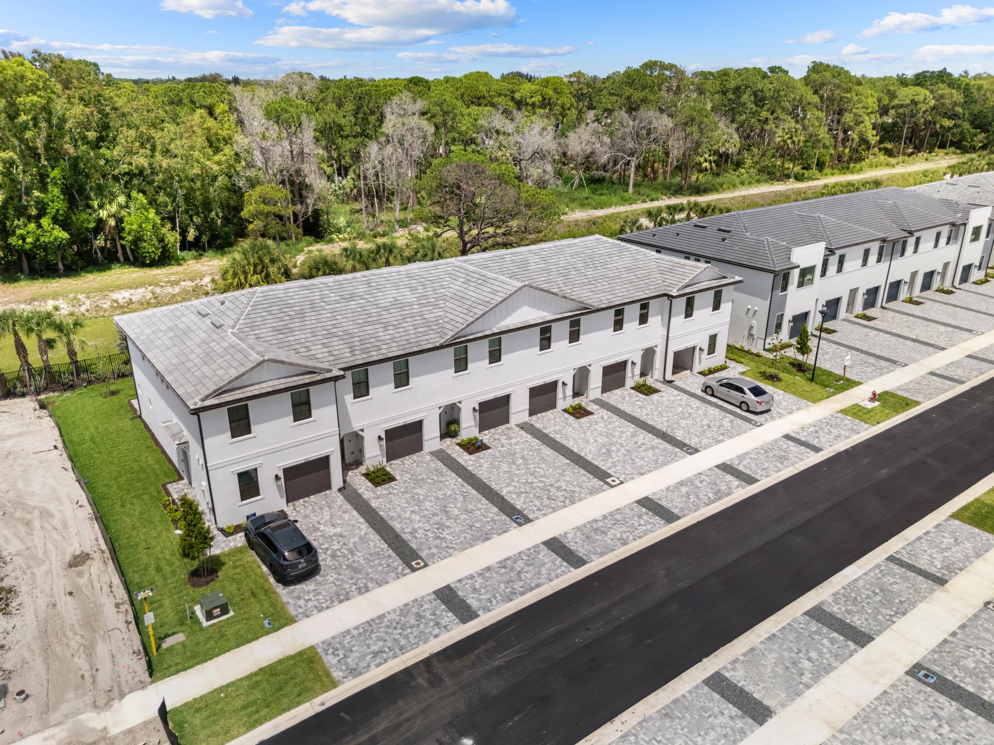 4315 Efendi, Lantana FL 33462