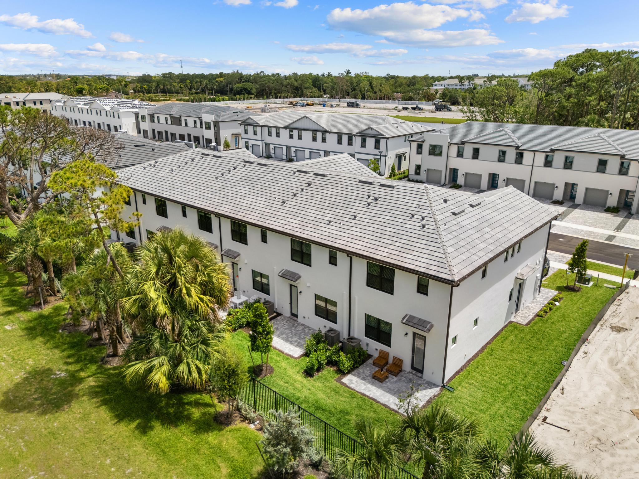 4315 Efendi, Lantana FL 33462