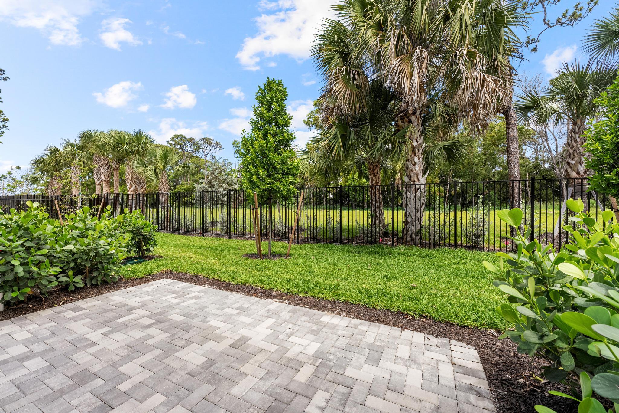 4333 Efendi, Lantana FL 33462