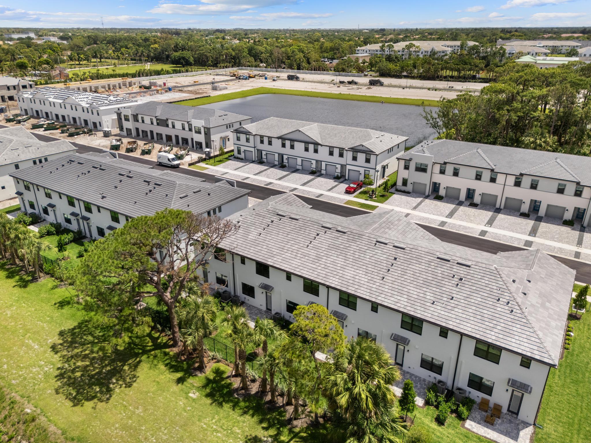 4333 Efendi, Lantana FL 33462