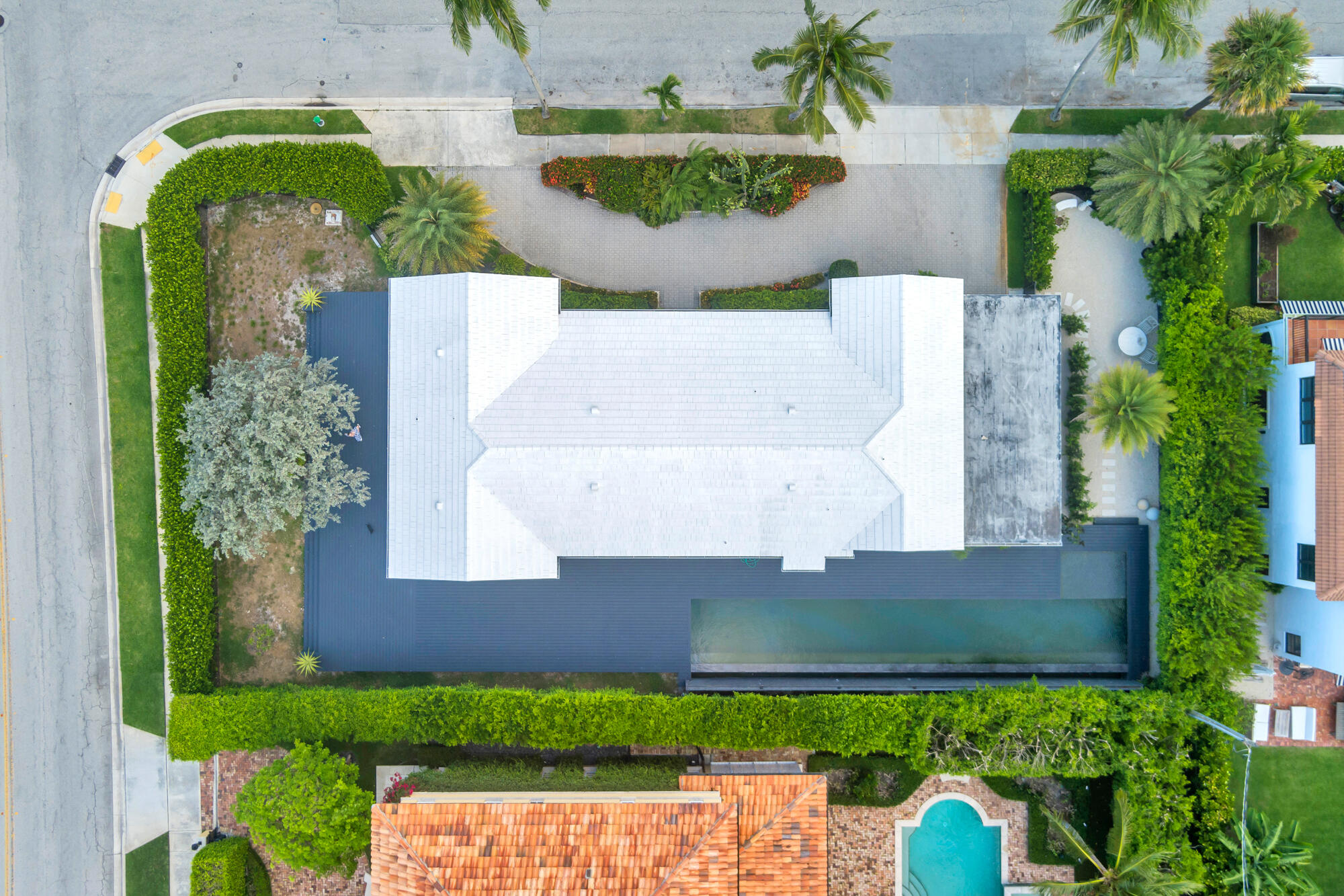 185 Almeria, West Palm Beach FL 33405