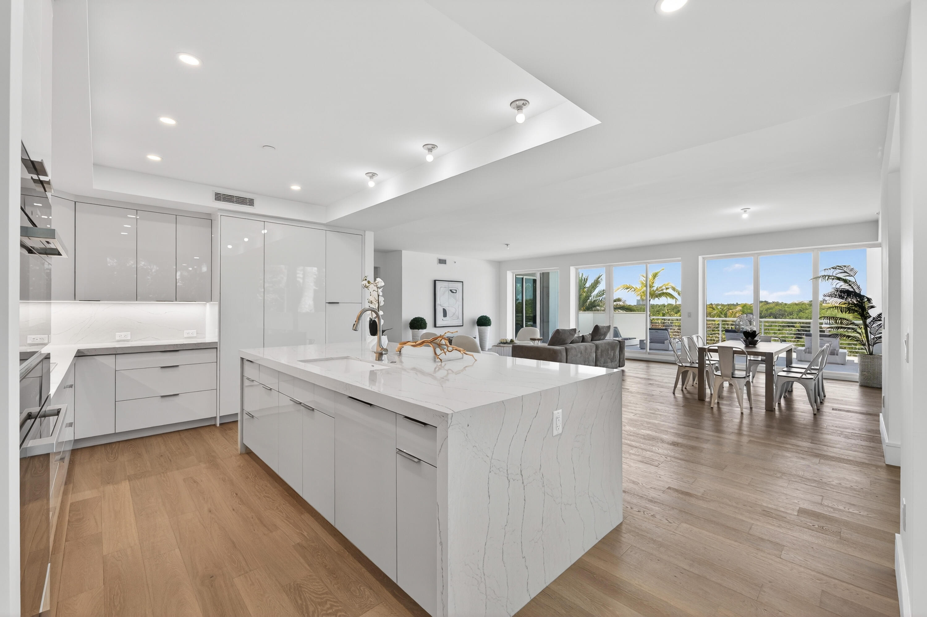 1 S Coastal #201, Jupiter FL 33477