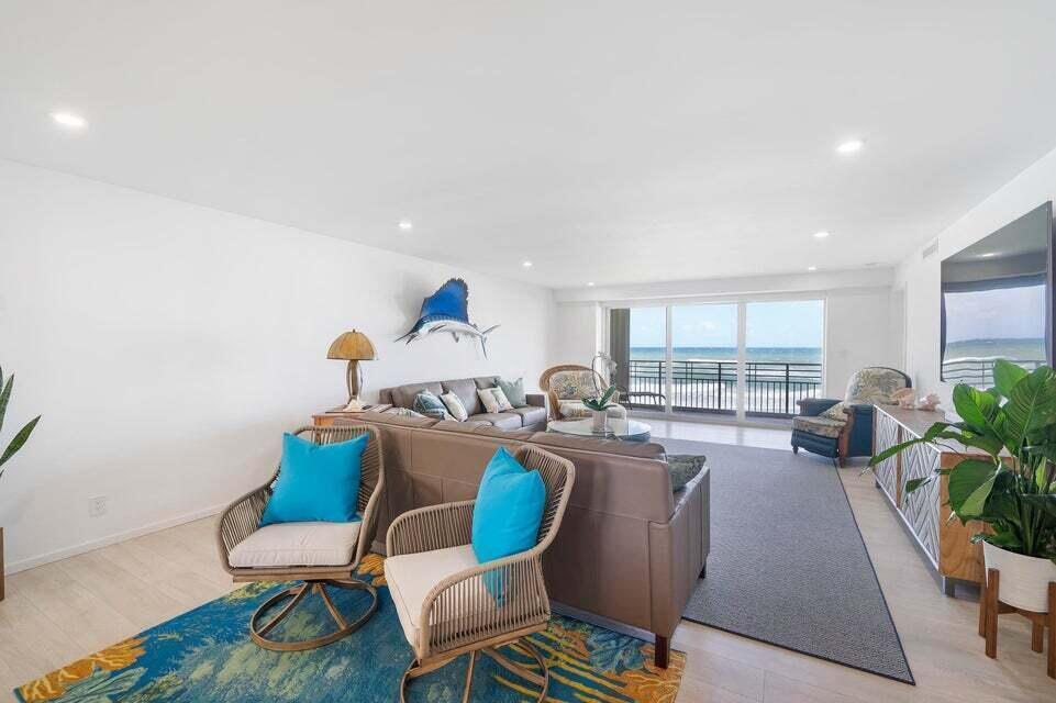 350 S Beach #305, Jupiter FL 33469