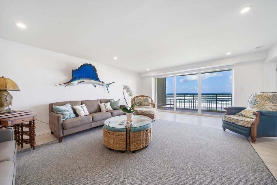 350 S Beach #305, Jupiter FL 33469