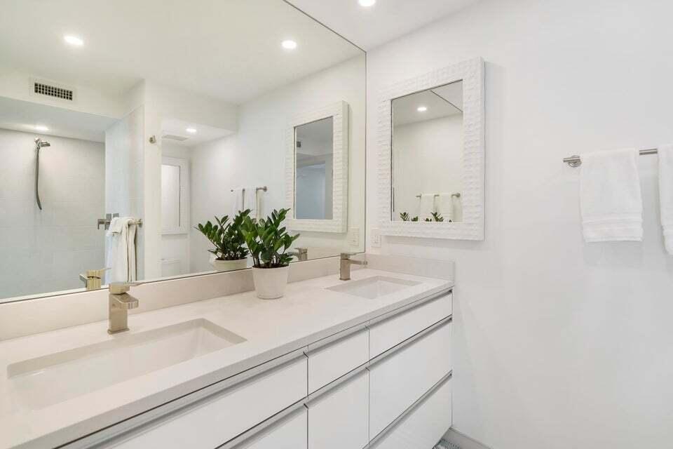 350 S Beach #305, Jupiter FL 33469