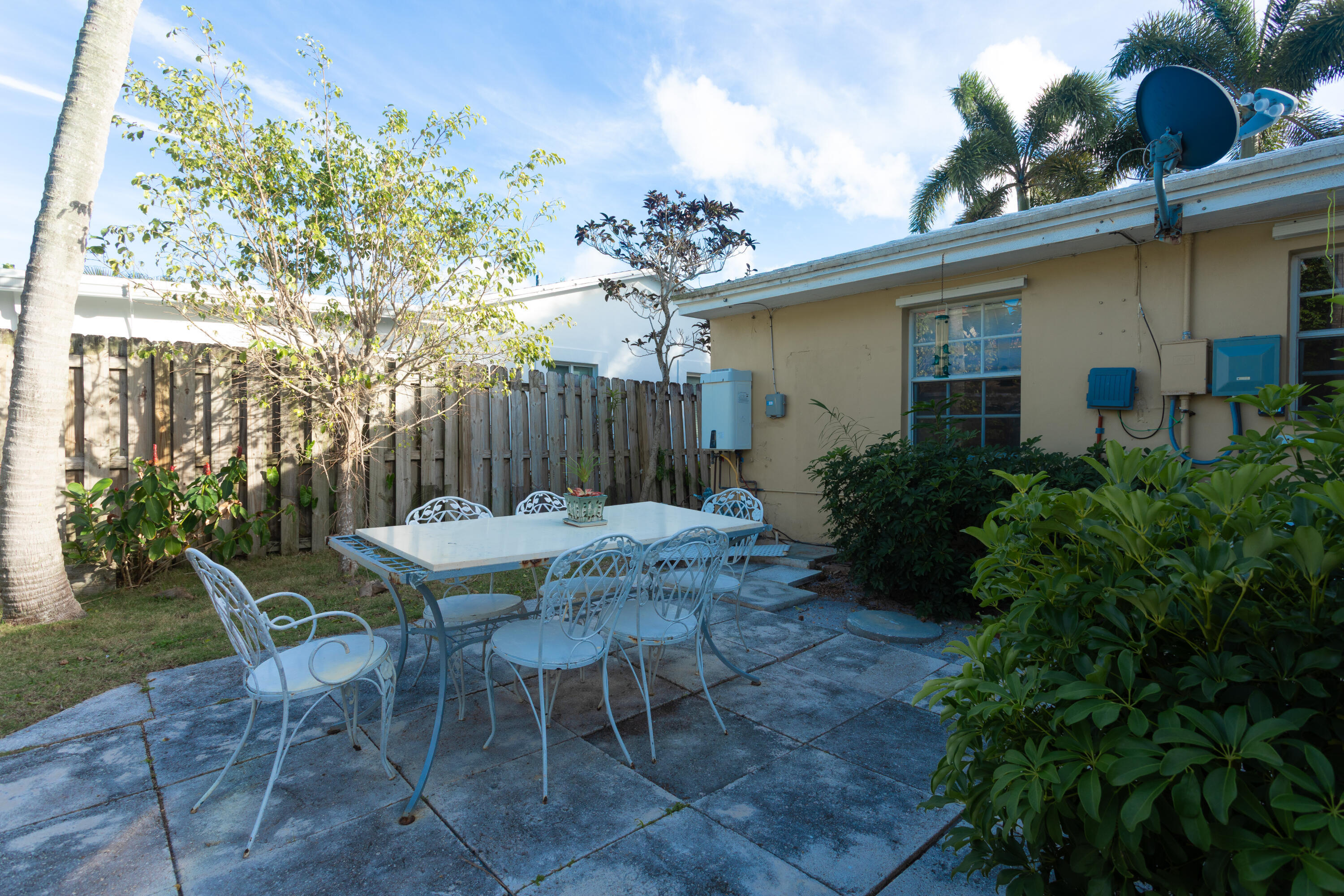 245 Cortez, West Palm Beach FL 33405