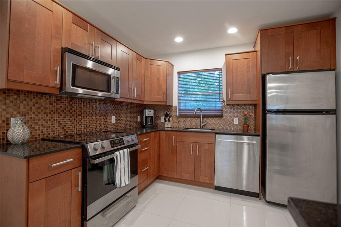 601 SE 5th #108, Fort Lauderdale FL 33301