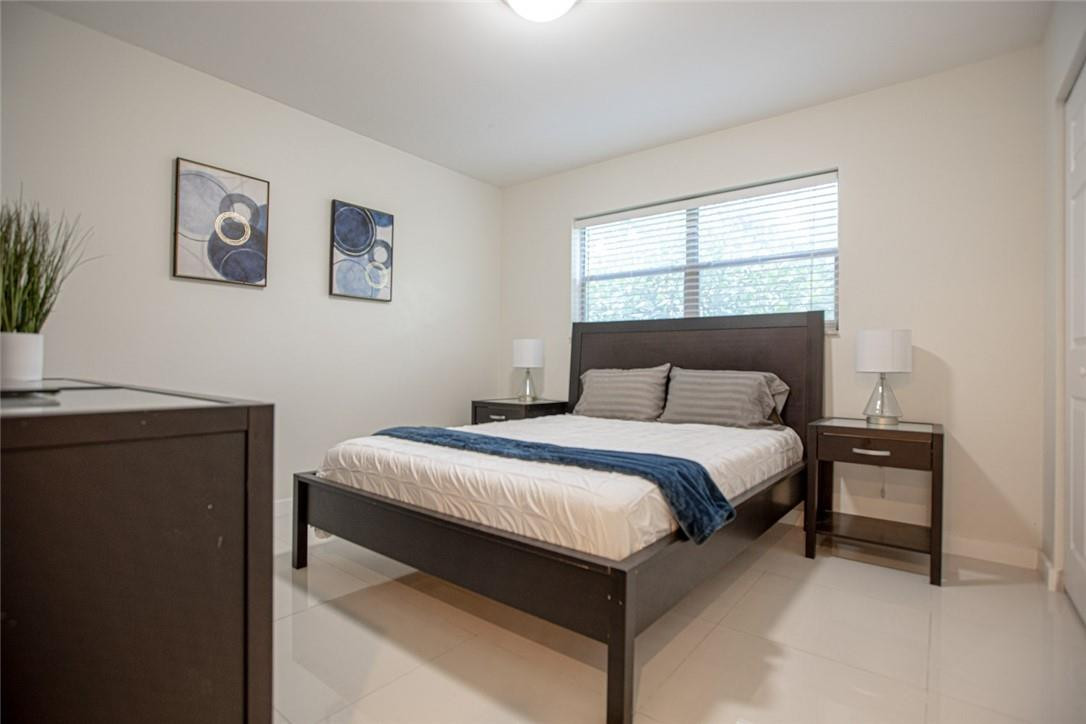 601 SE 5th #108, Fort Lauderdale FL 33301