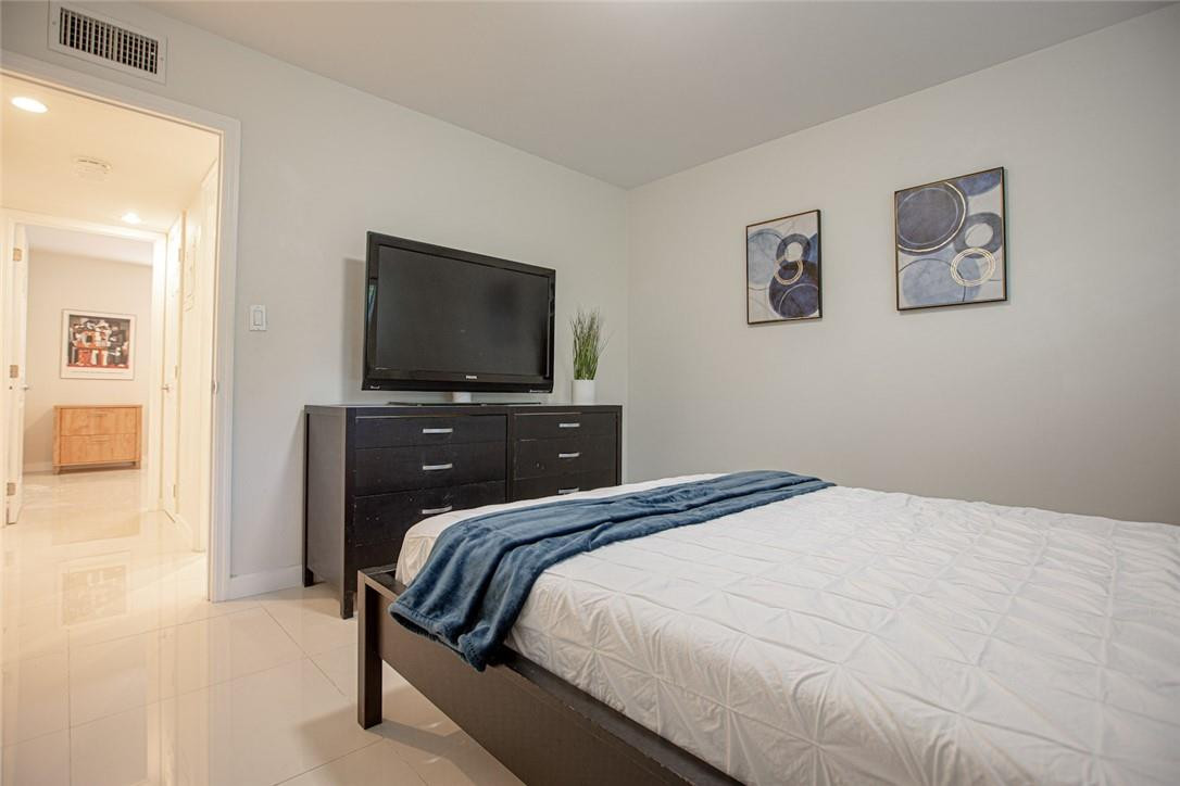 601 SE 5th #108, Fort Lauderdale FL 33301