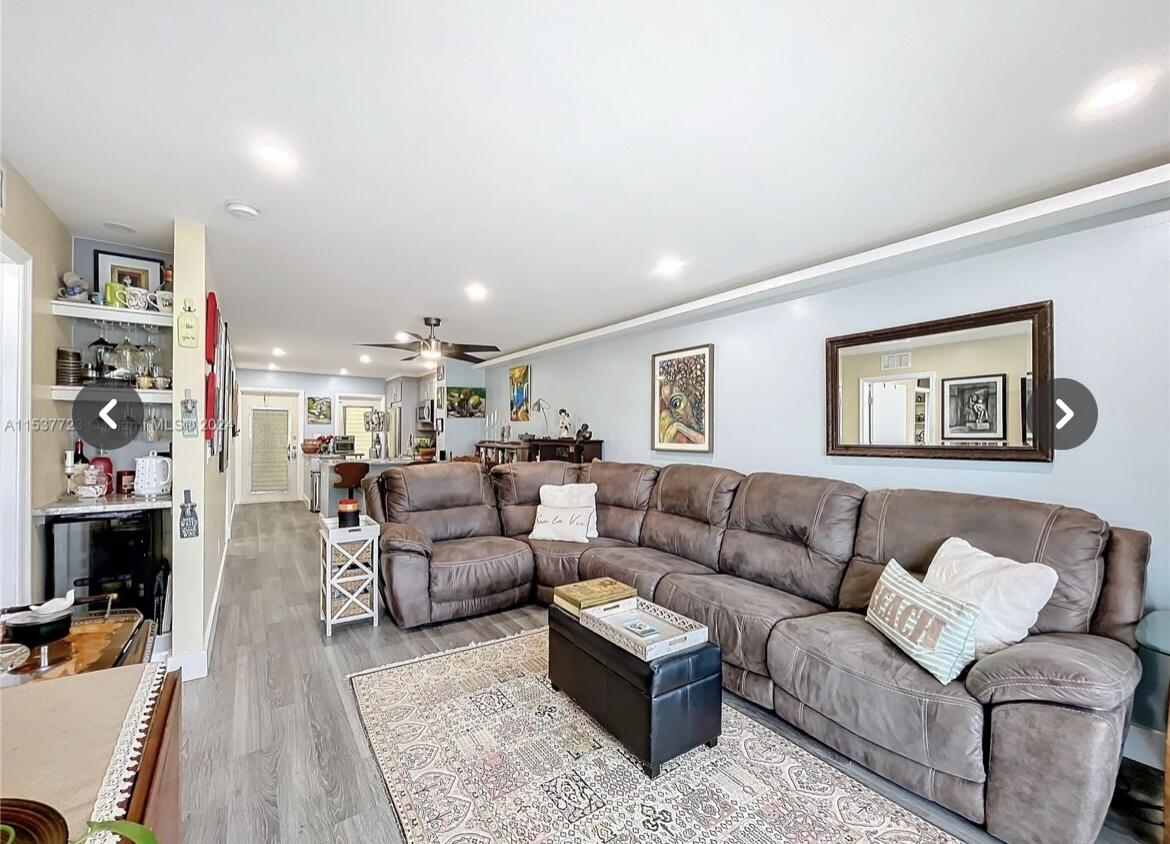 460 Paradise Isle #205, Hallandale Beach FL 33009