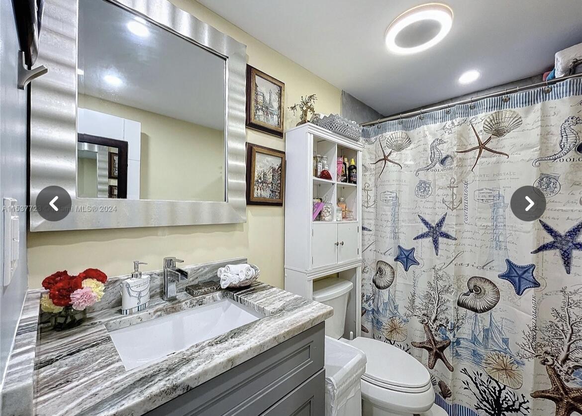 460 Paradise Isle #205, Hallandale Beach FL 33009