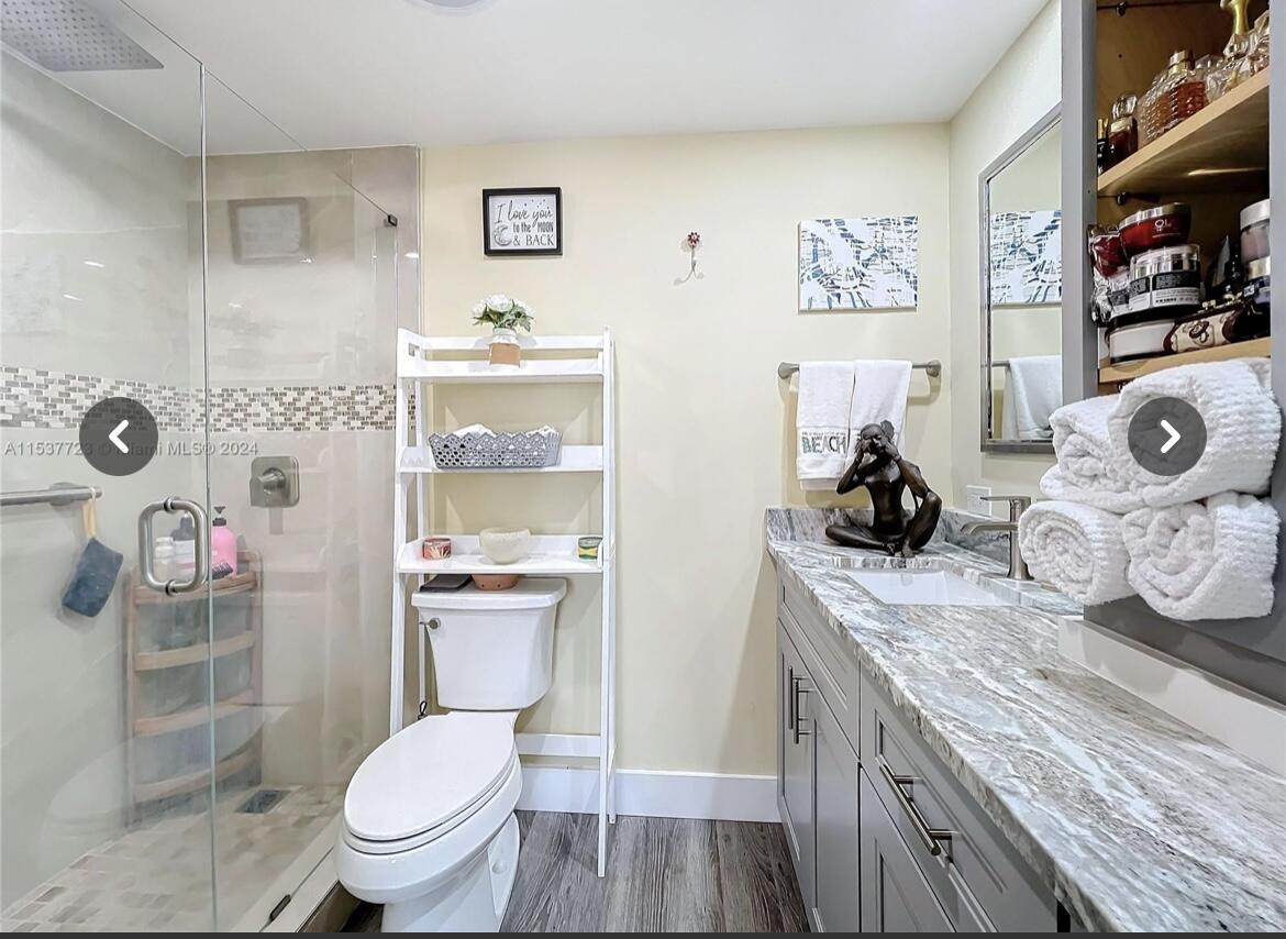460 Paradise Isle #205, Hallandale Beach FL 33009
