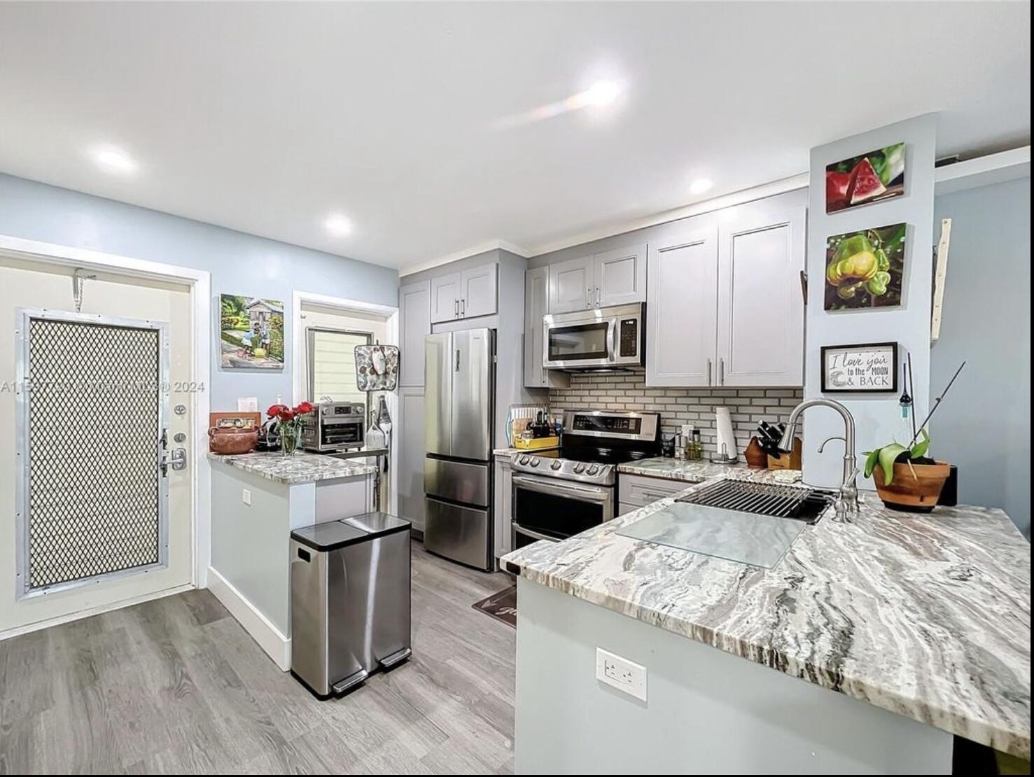 460 Paradise Isle #205, Hallandale Beach FL 33009