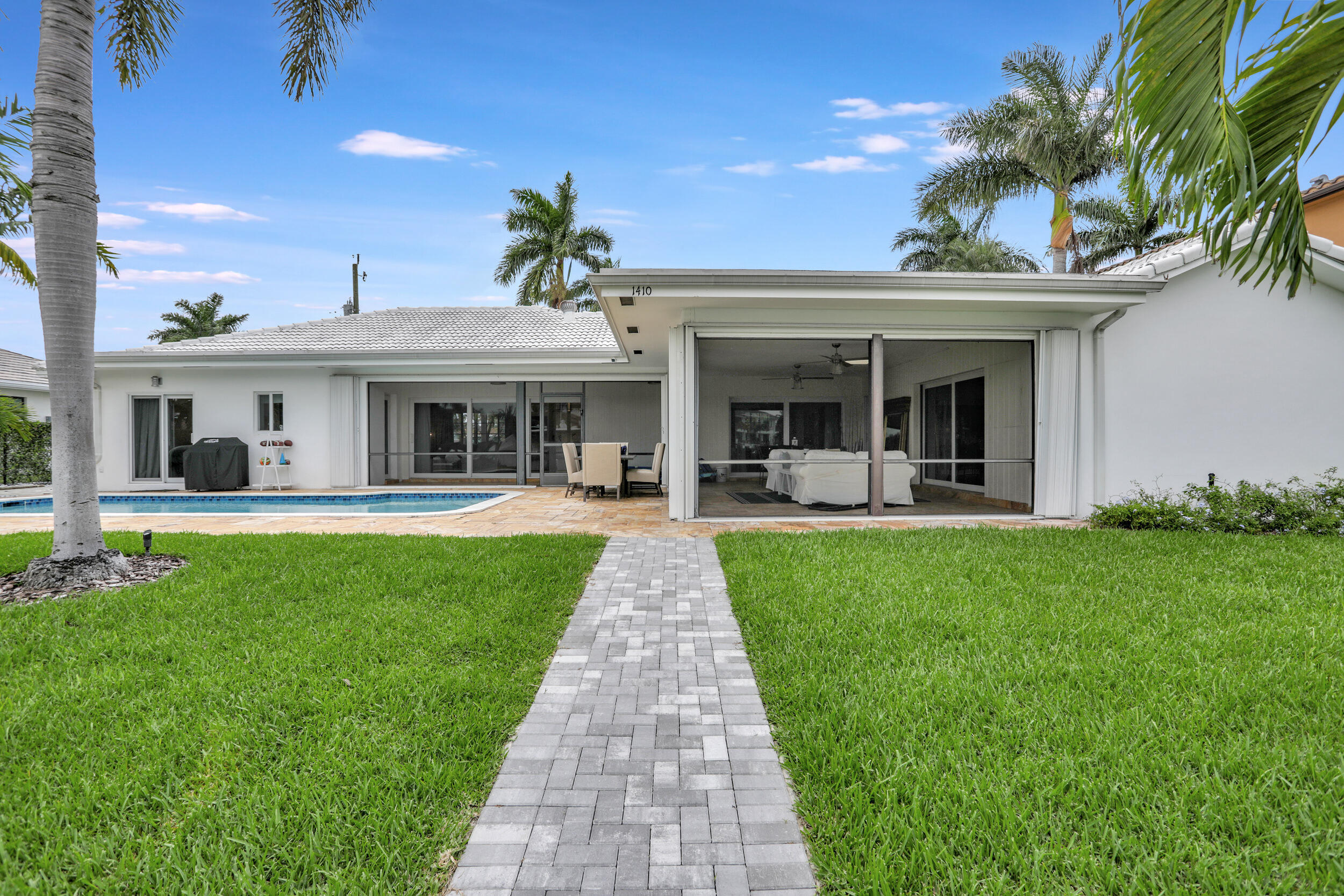 1410 SE 12th, Deerfield Beach FL 33441