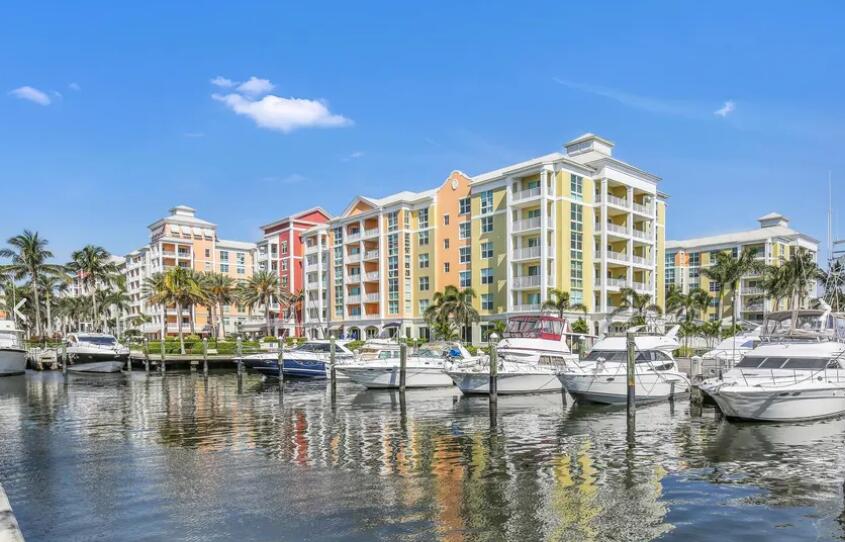 146 Moorings, Lantana FL 33462
