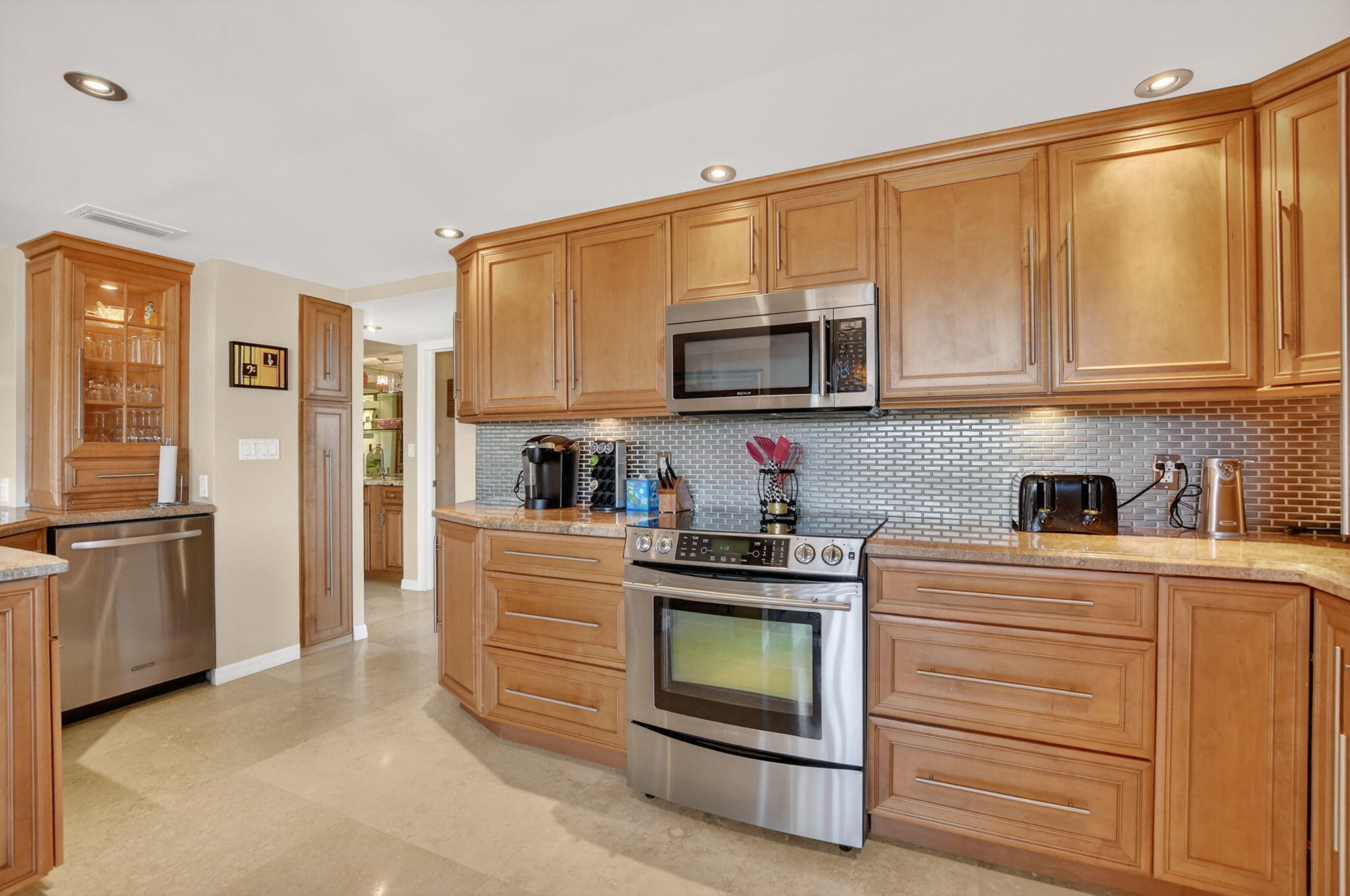 1921 Bridgewood, Boca Raton FL 33434