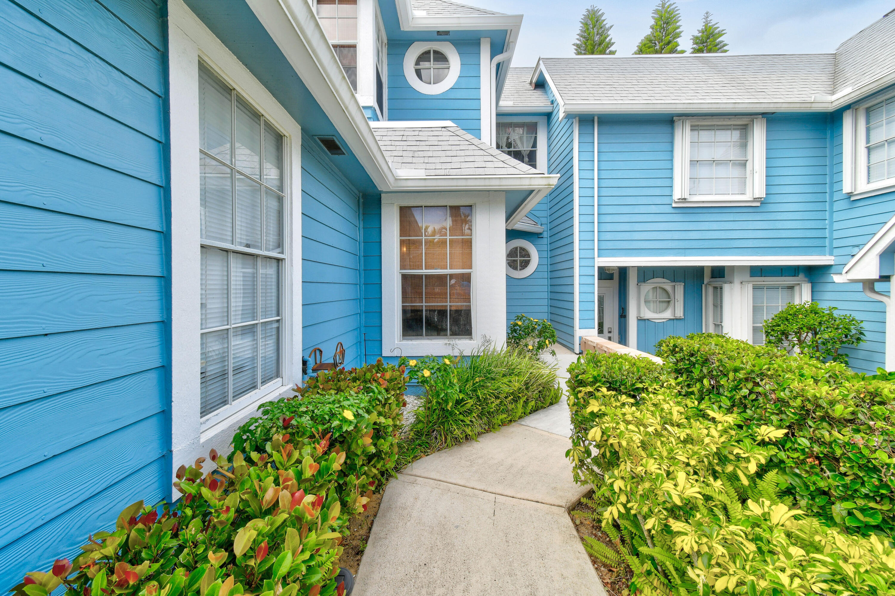 1003 Ocean Dunes, Jupiter FL 33477