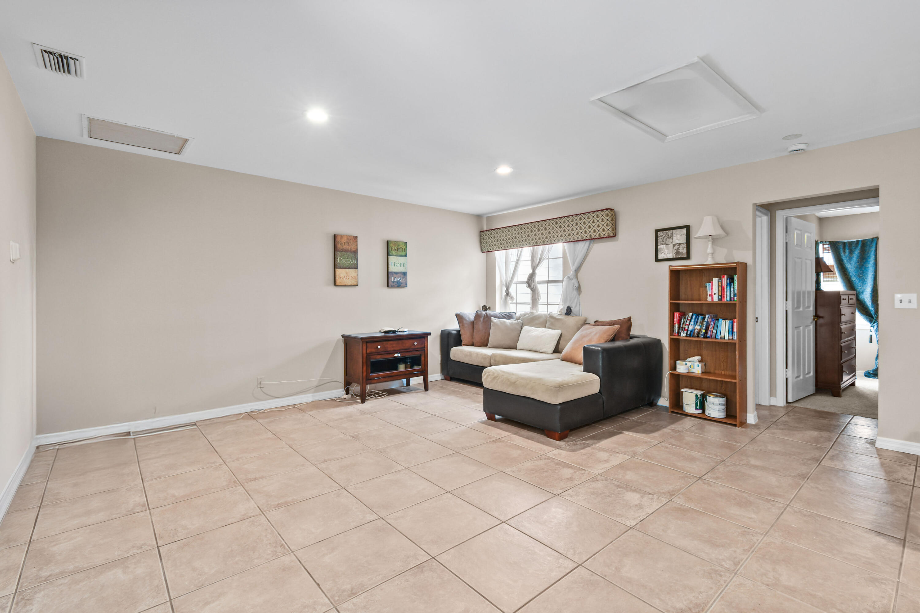 1003 Ocean Dunes, Jupiter FL 33477