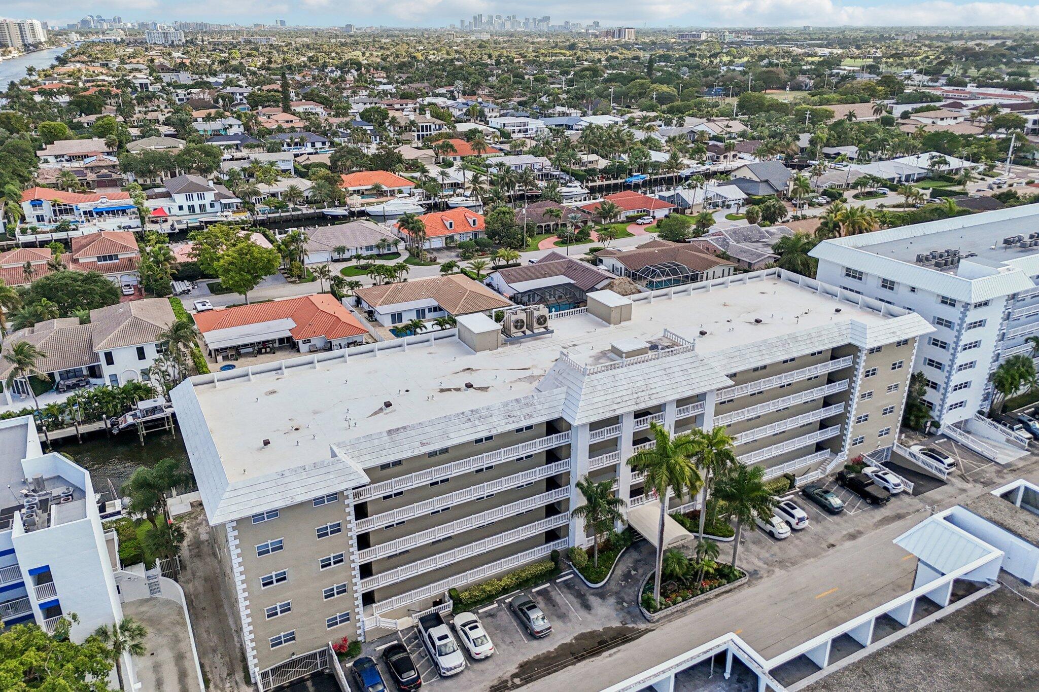 3080 NE 47th #405, Fort Lauderdale FL 33308