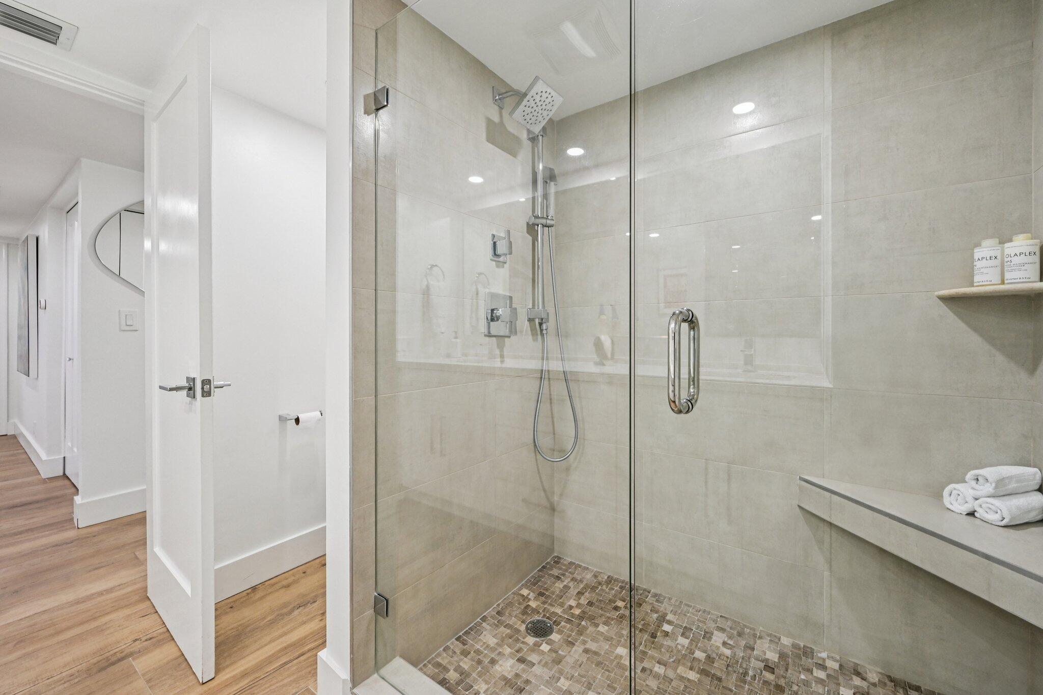 3080 NE 47th #405, Fort Lauderdale FL 33308