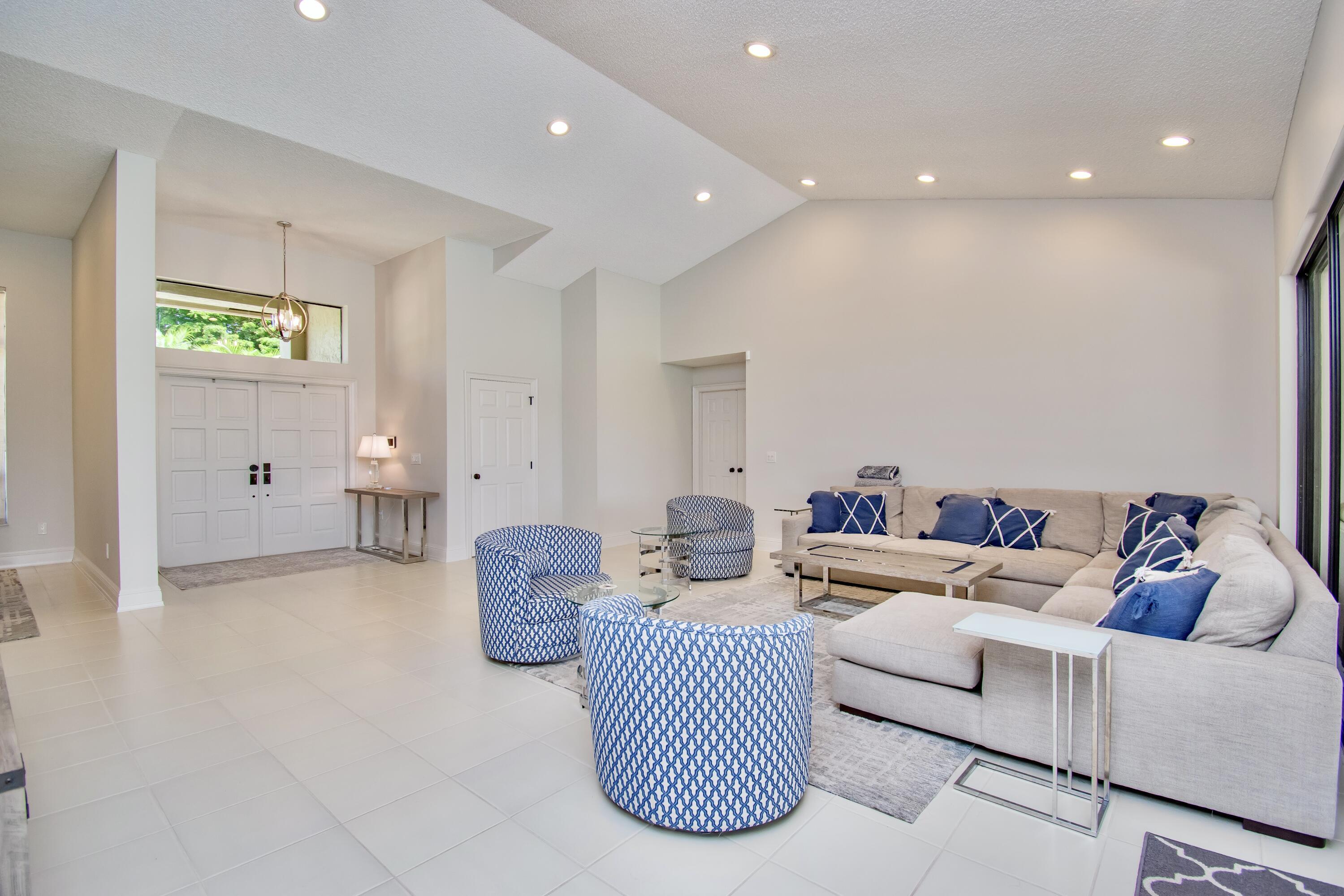 11415 Boca Woods, Boca Raton FL 33428