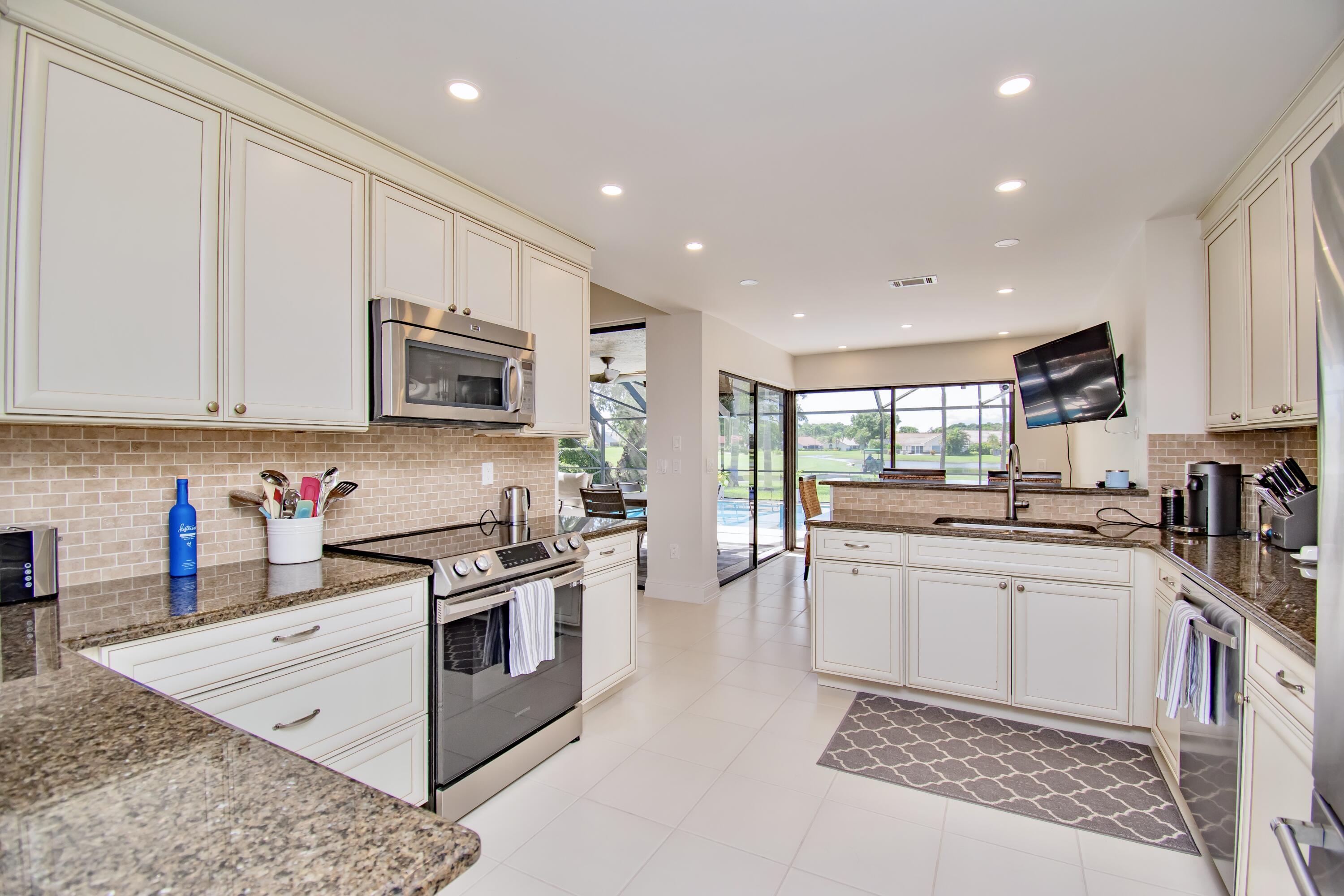 11415 Boca Woods, Boca Raton FL 33428