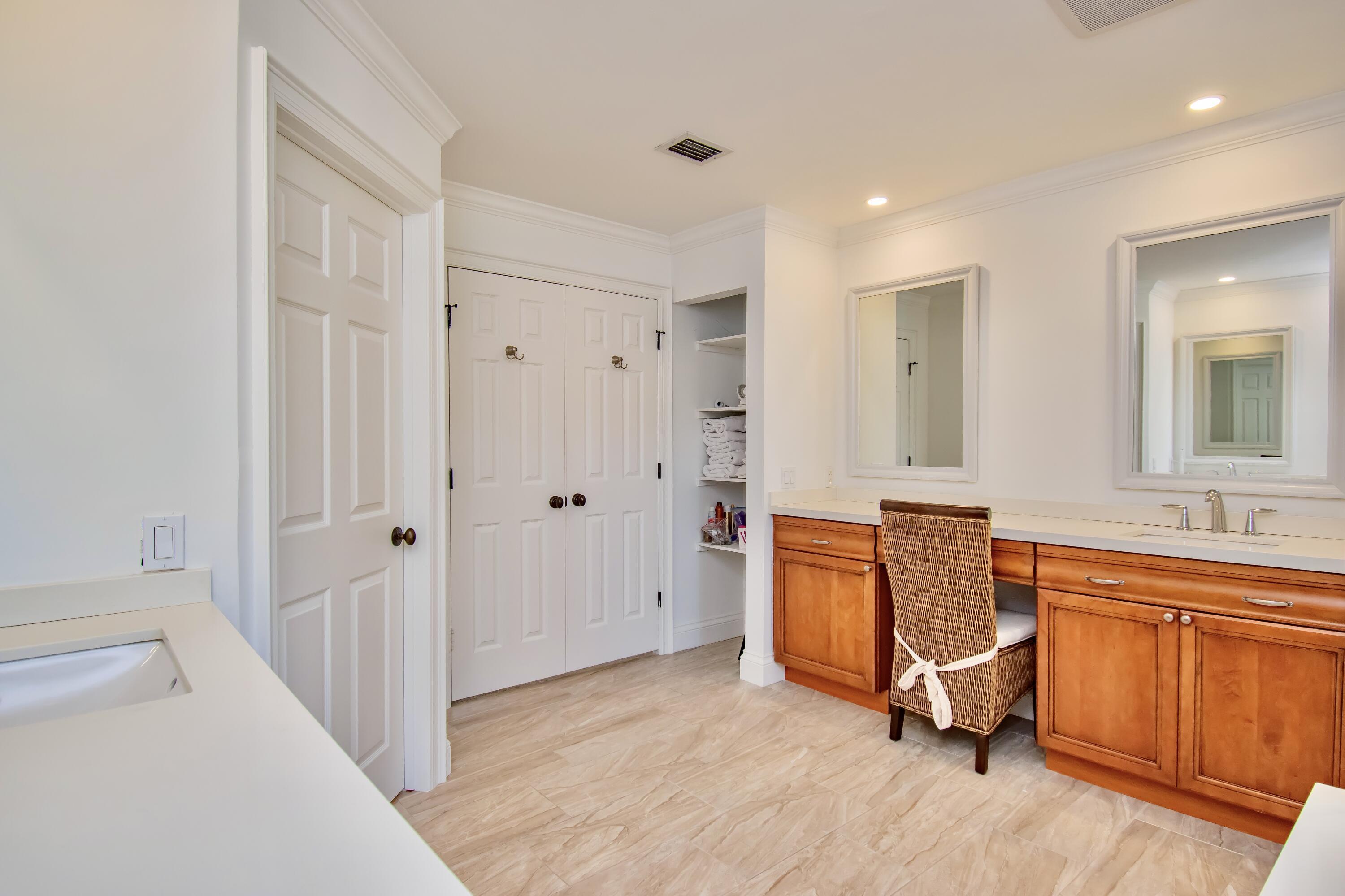 11415 Boca Woods, Boca Raton FL 33428