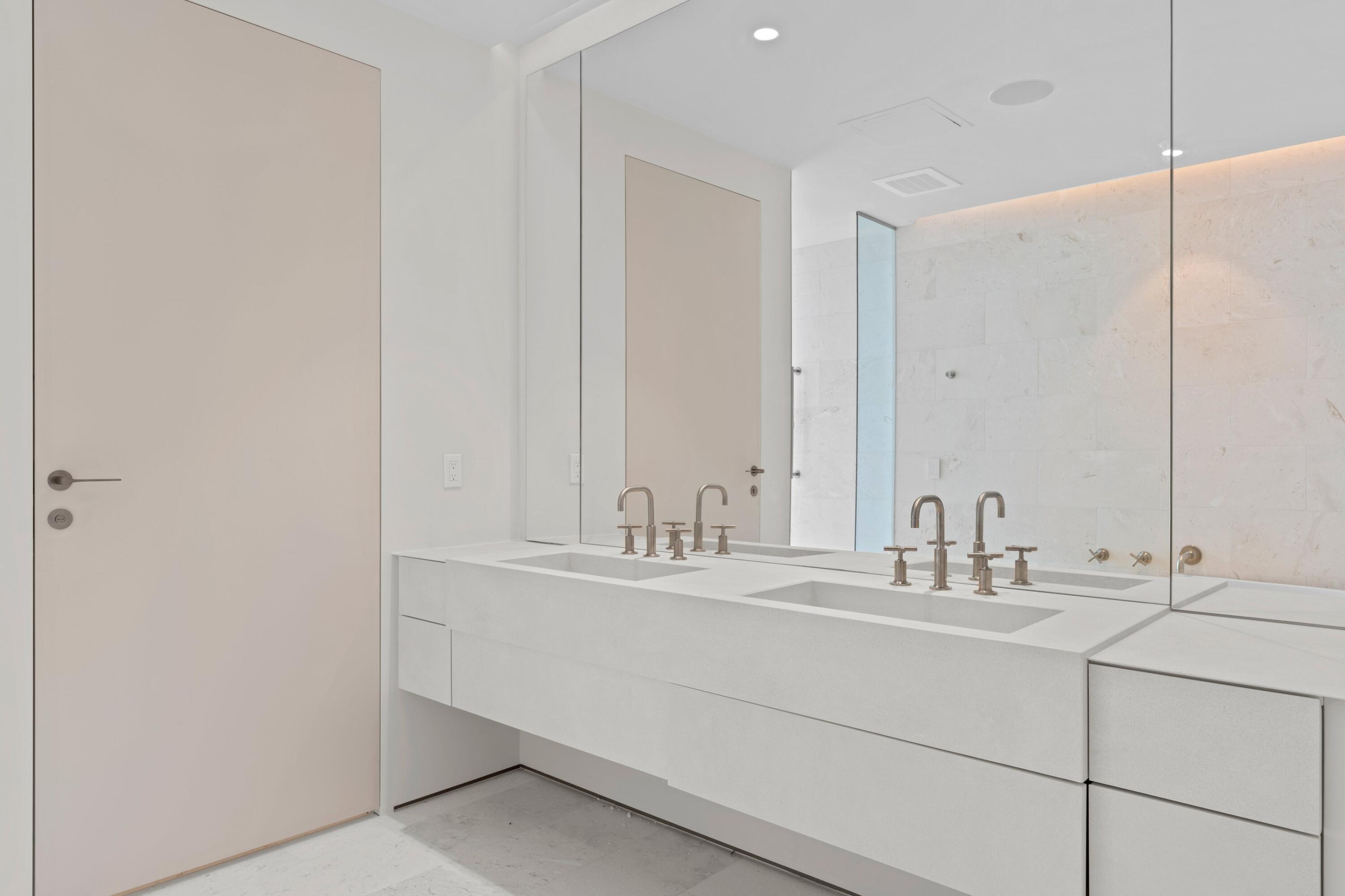 200 Arkona #401, West Palm Beach FL 33401