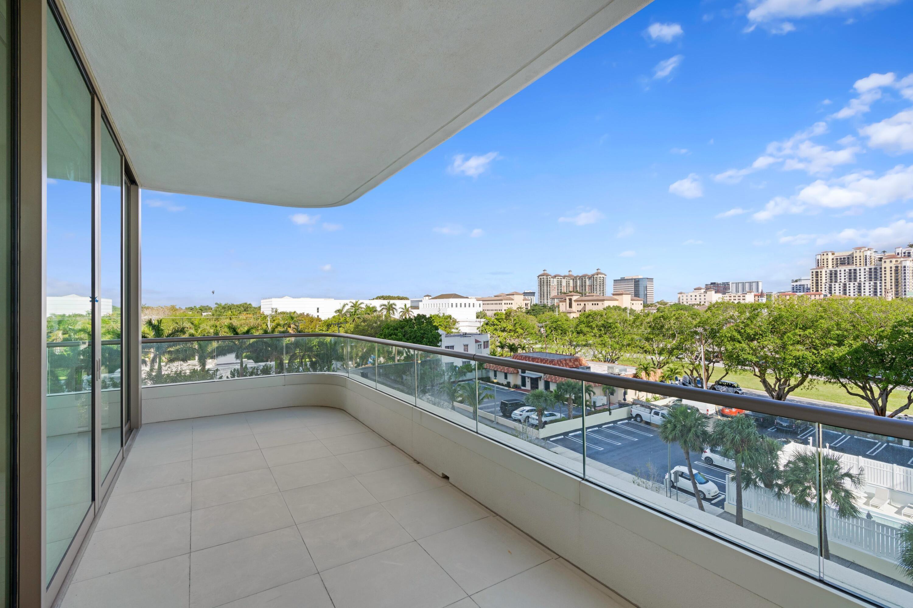 200 Arkona #401, West Palm Beach FL 33401
