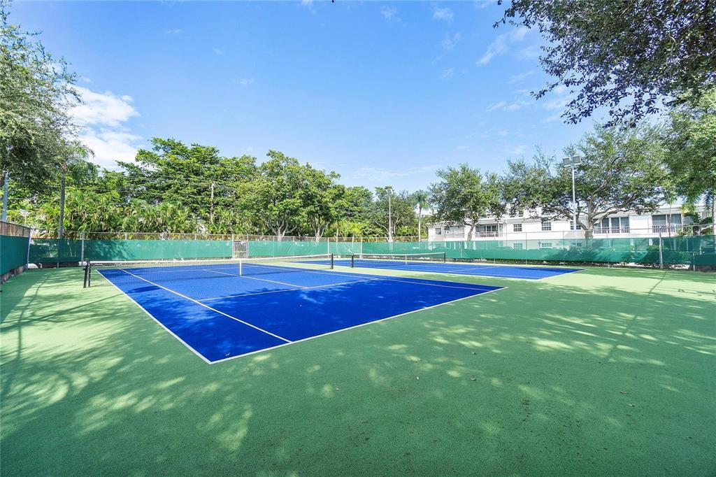 6475 Bay Club #4, Fort Lauderdale FL 33308