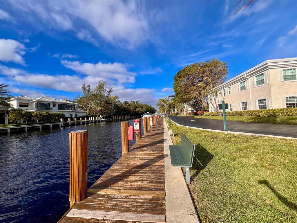 6475 Bay Club #4, Fort Lauderdale FL 33308