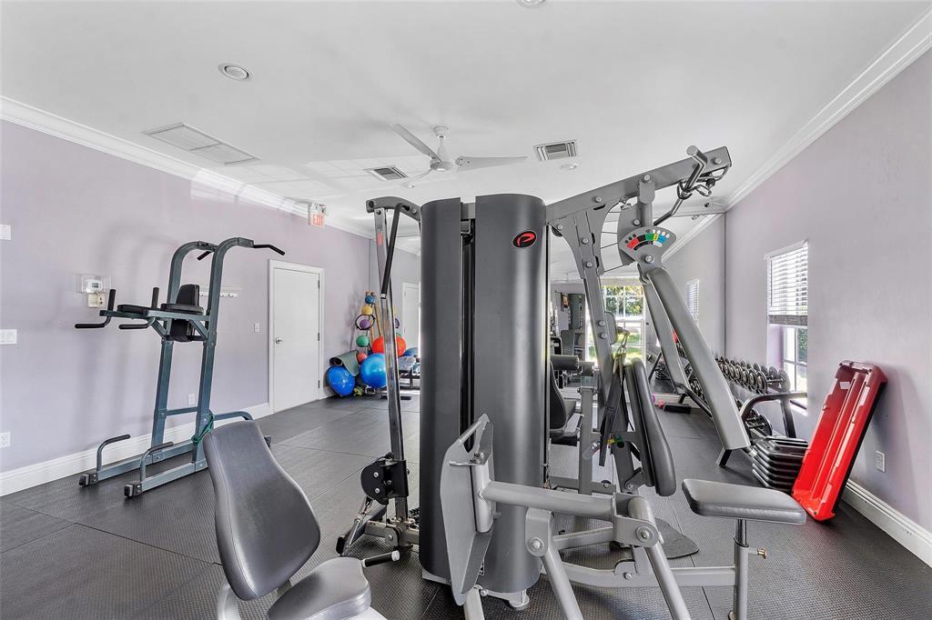 6475 Bay Club #4, Fort Lauderdale FL 33308