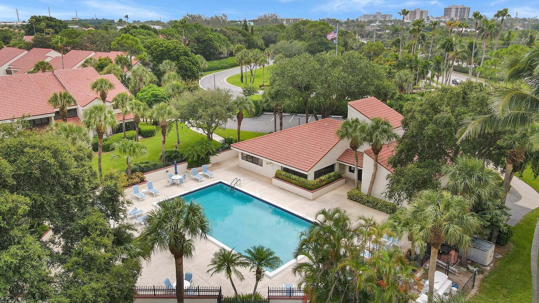 104 Sea Oats #G, Juno Beach FL 33408