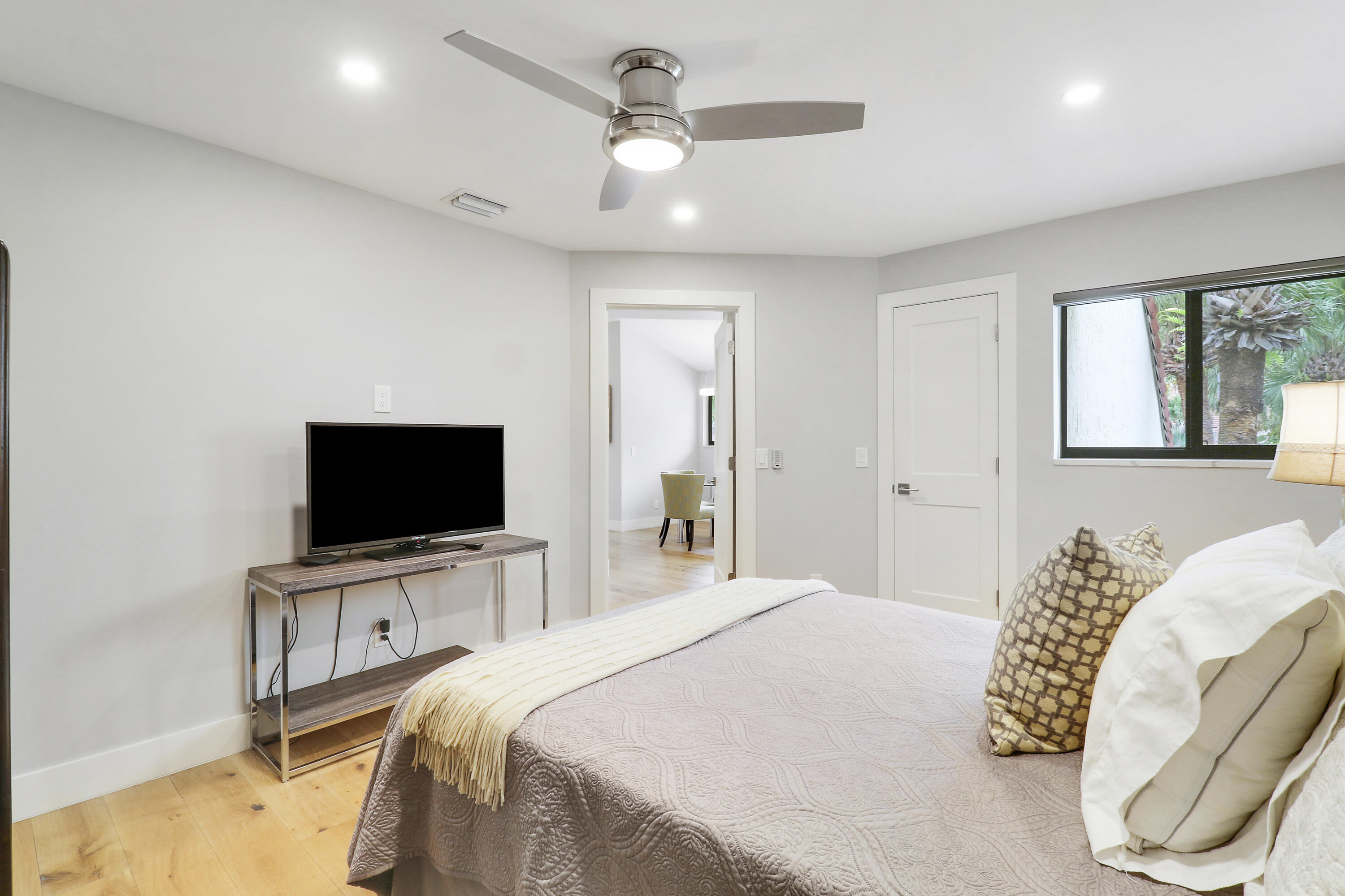 104 Sea Oats #G, Juno Beach FL 33408