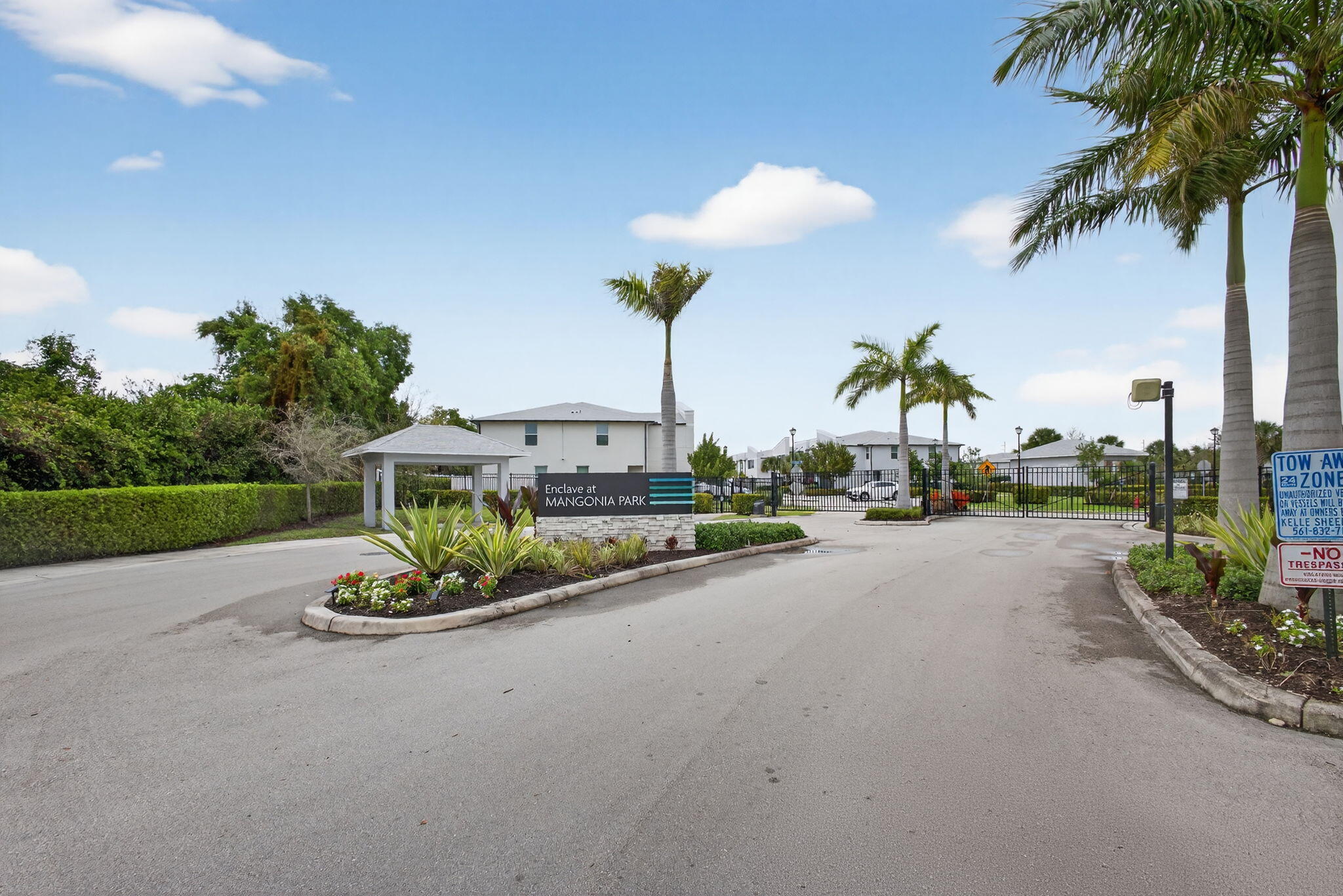 1700 Lindley, Mangonia Park FL 33407