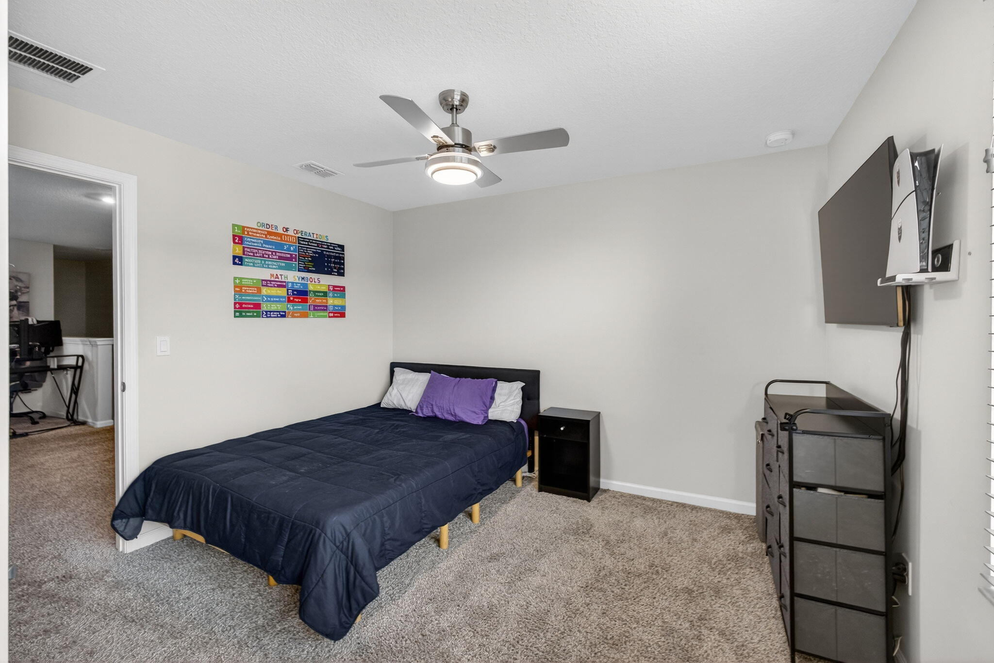 1700 Lindley, Mangonia Park FL 33407