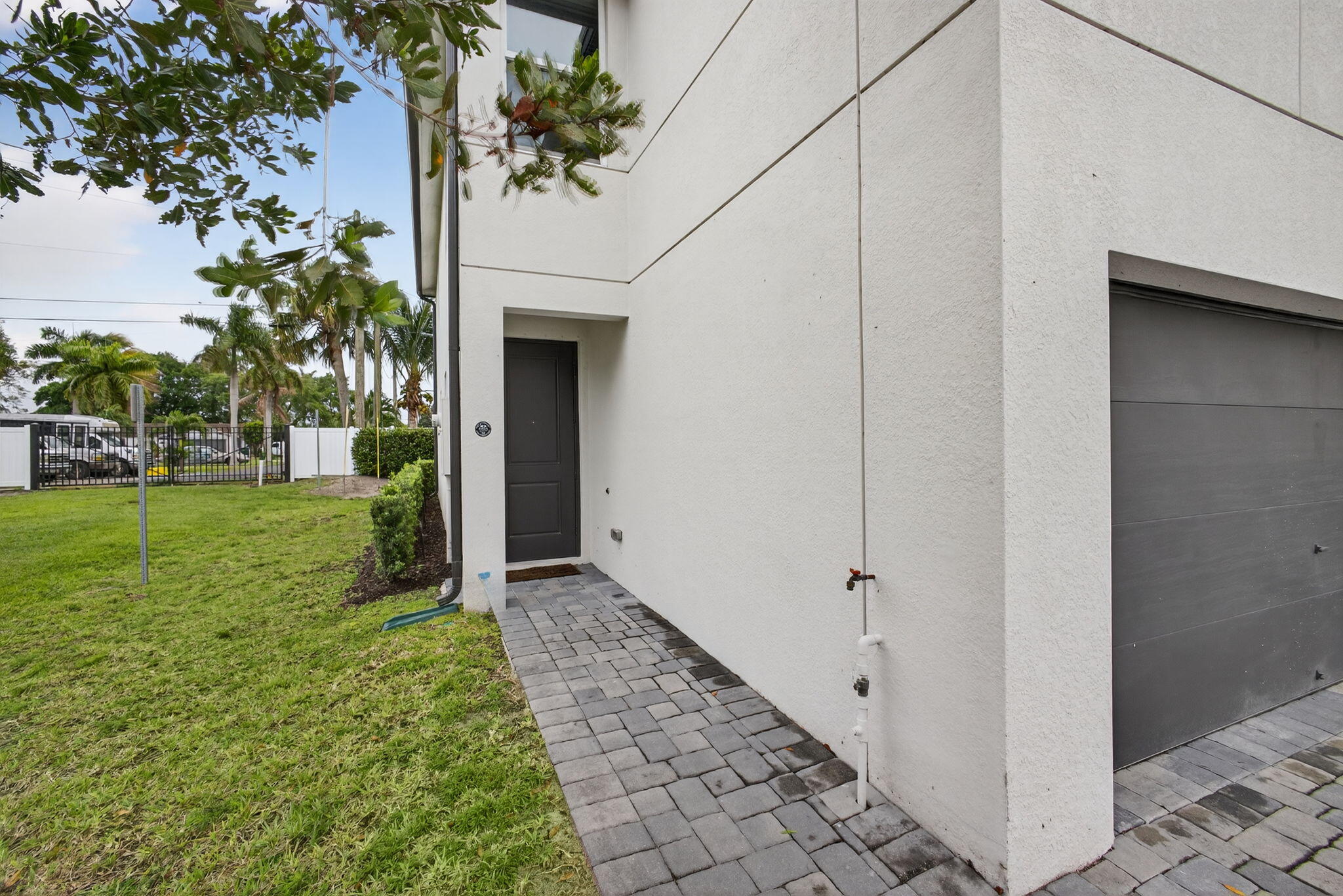 1700 Lindley, Mangonia Park FL 33407