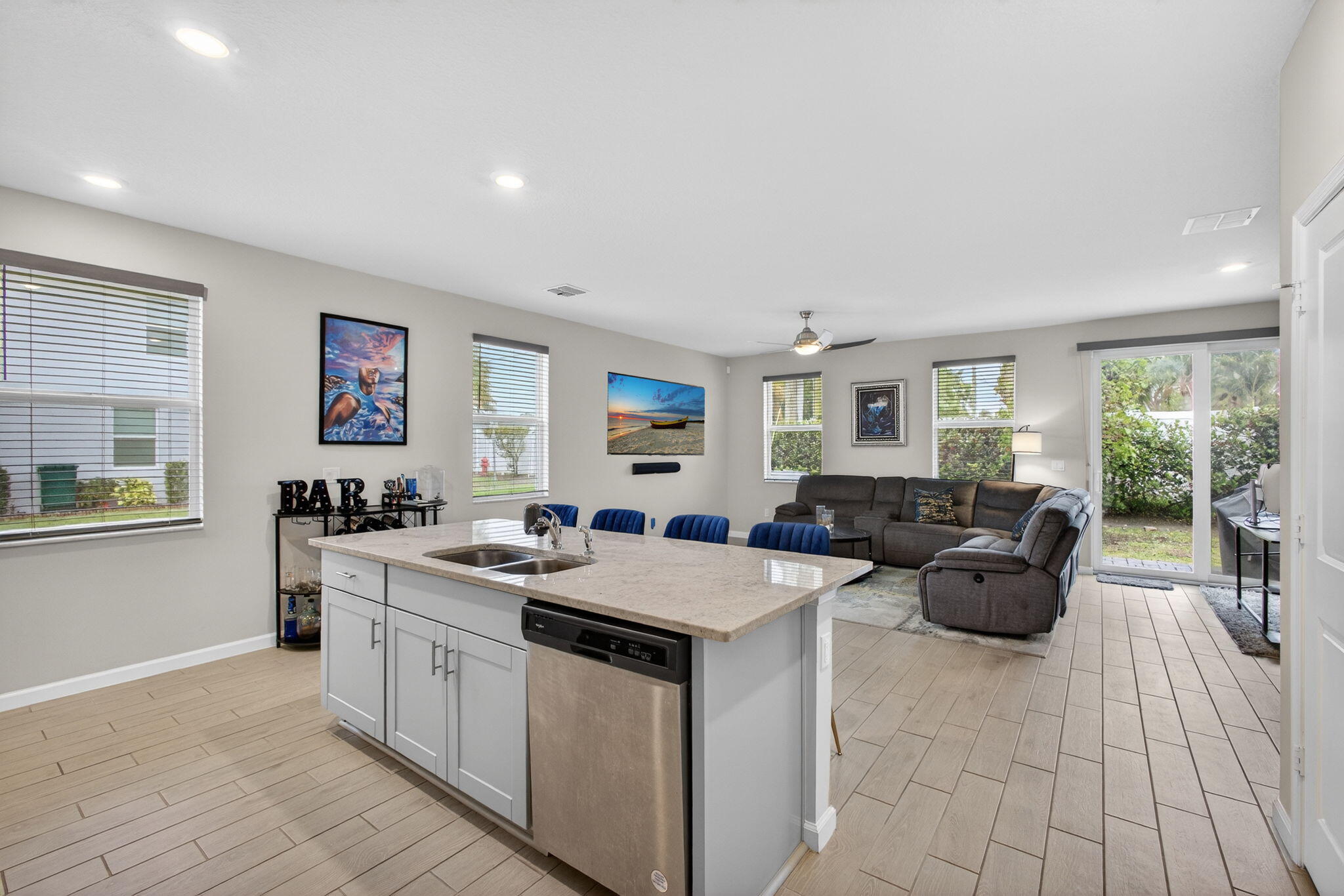 1700 Lindley, Mangonia Park FL 33407