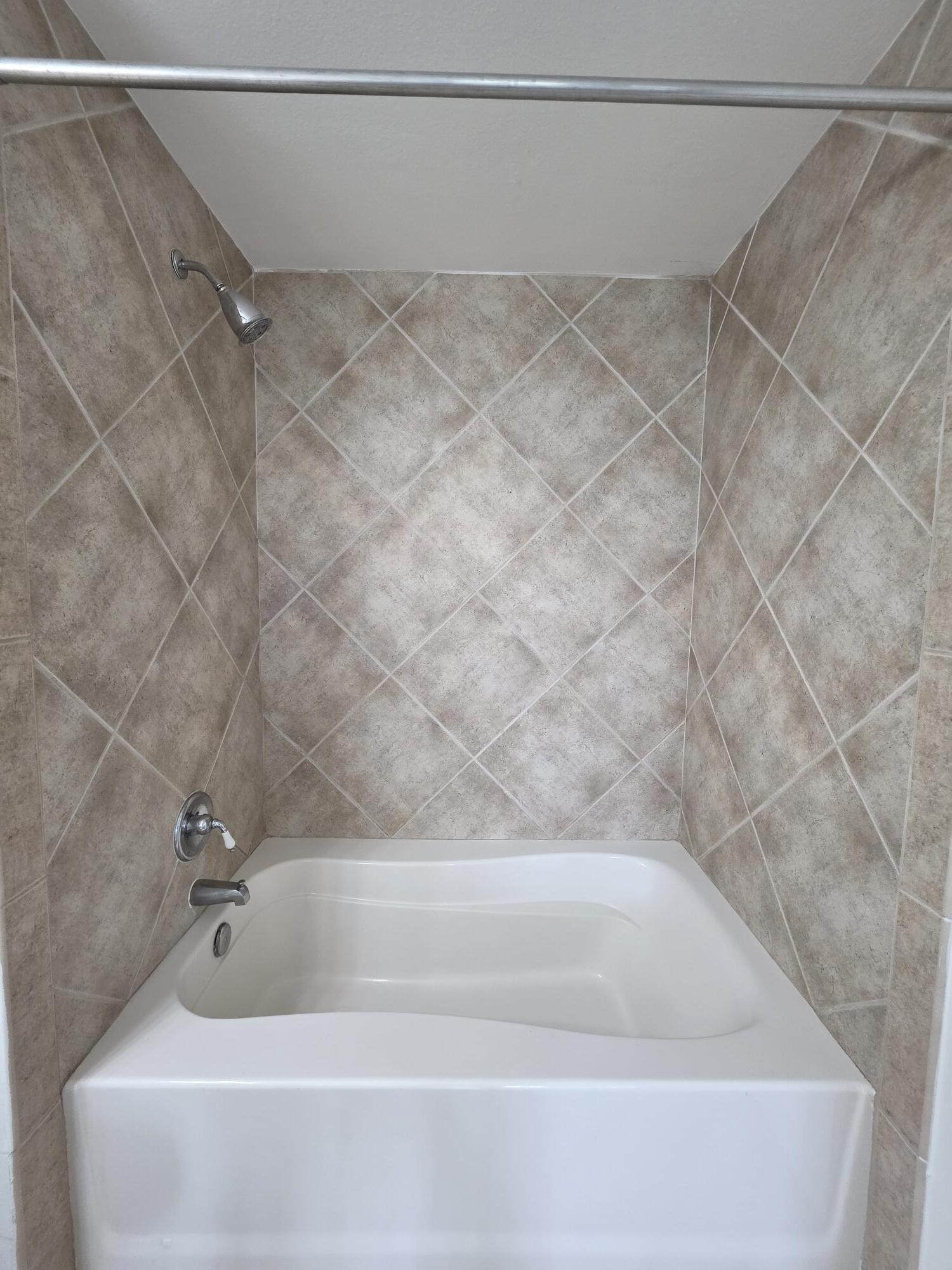 804 E Windward #508, Lantana FL 33462