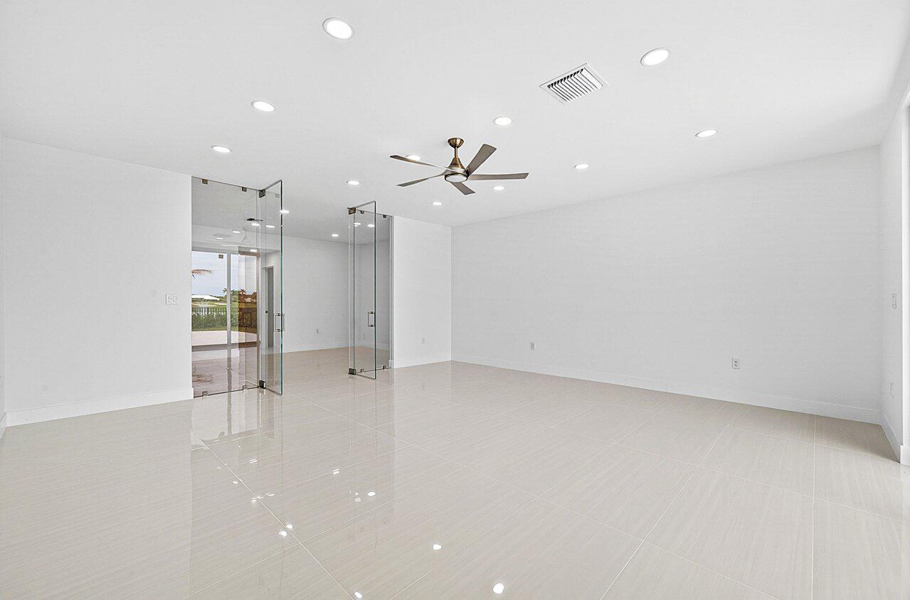 4887 Bocaire, Boca Raton FL 33487