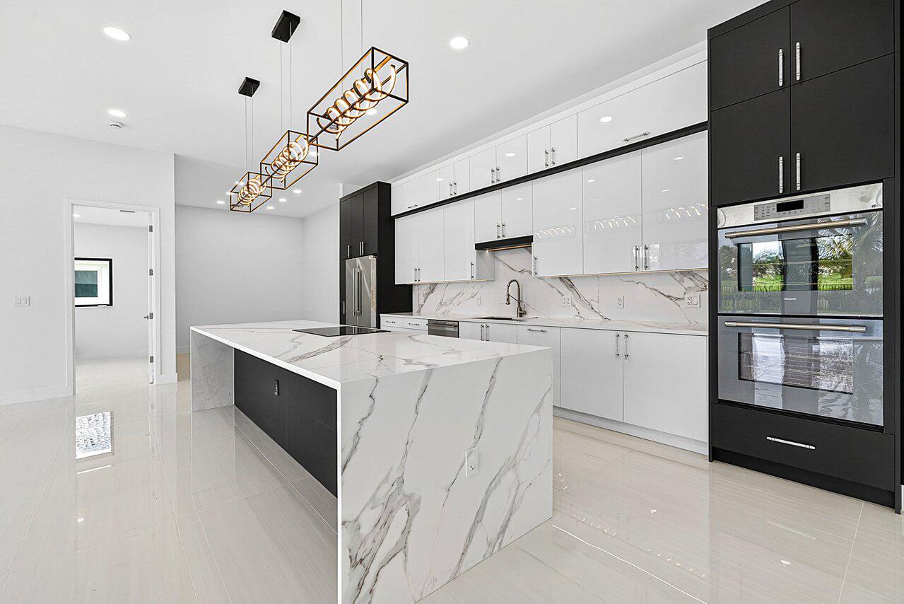 4887 Bocaire, Boca Raton FL 33487