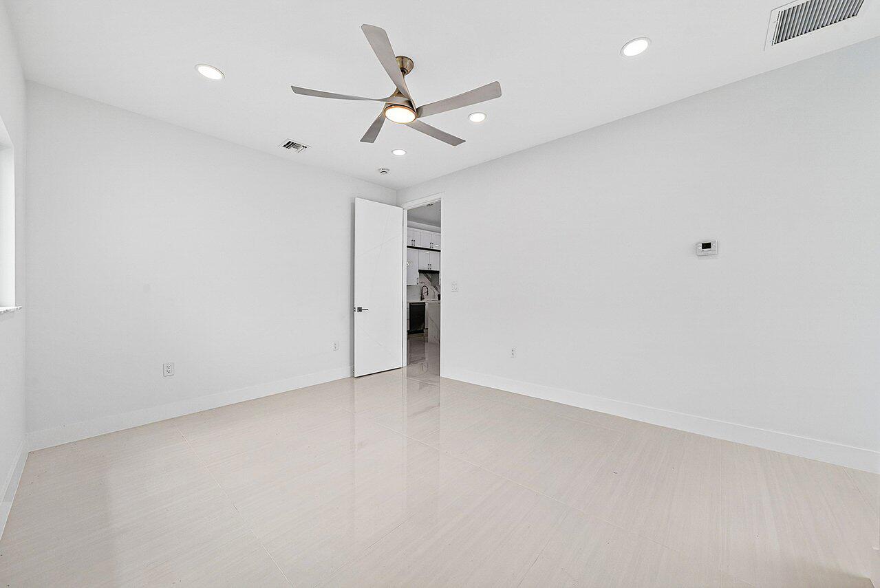 4887 Bocaire, Boca Raton FL 33487