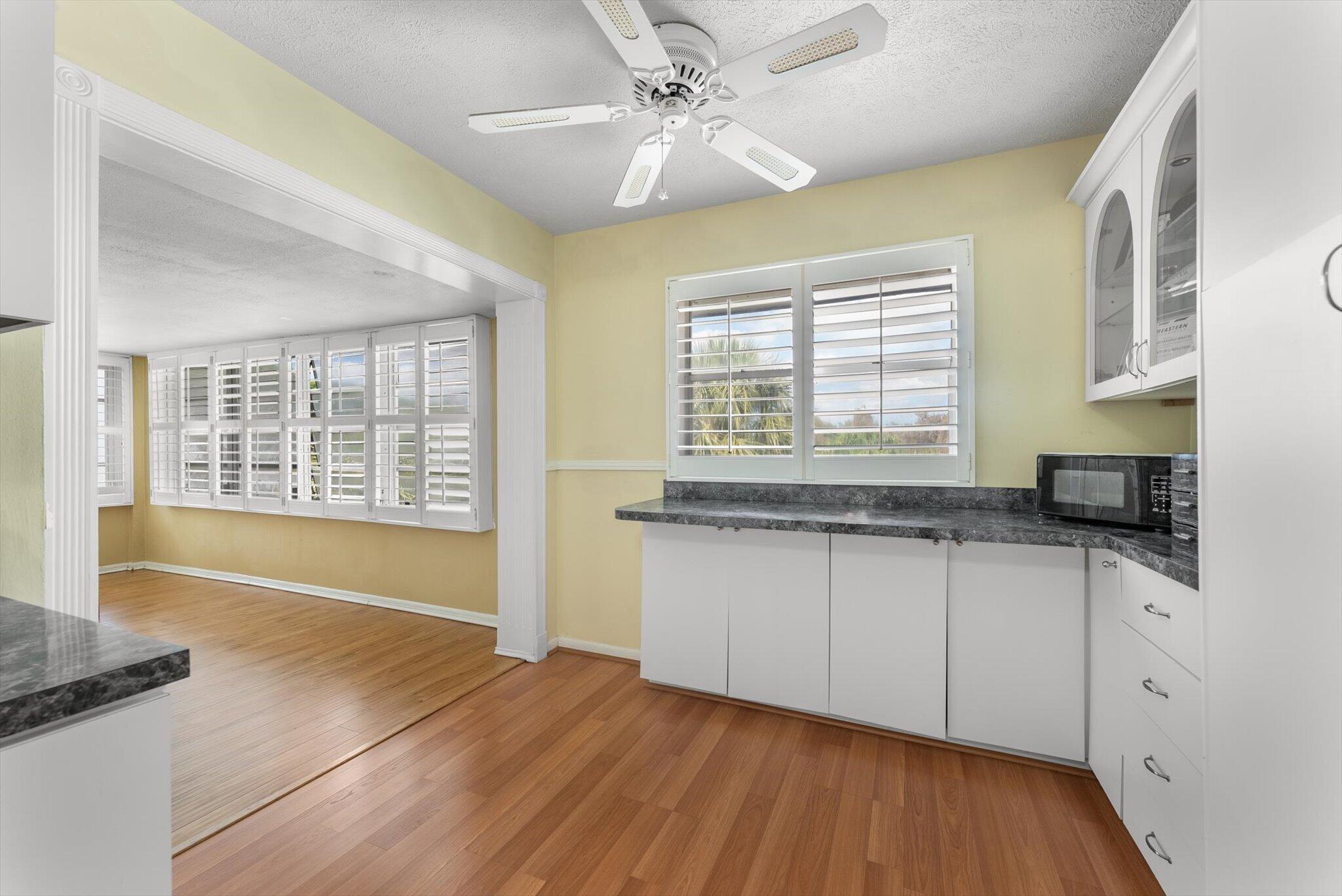 8000 Lagos De Campo #A-307, Tamarac FL 33321