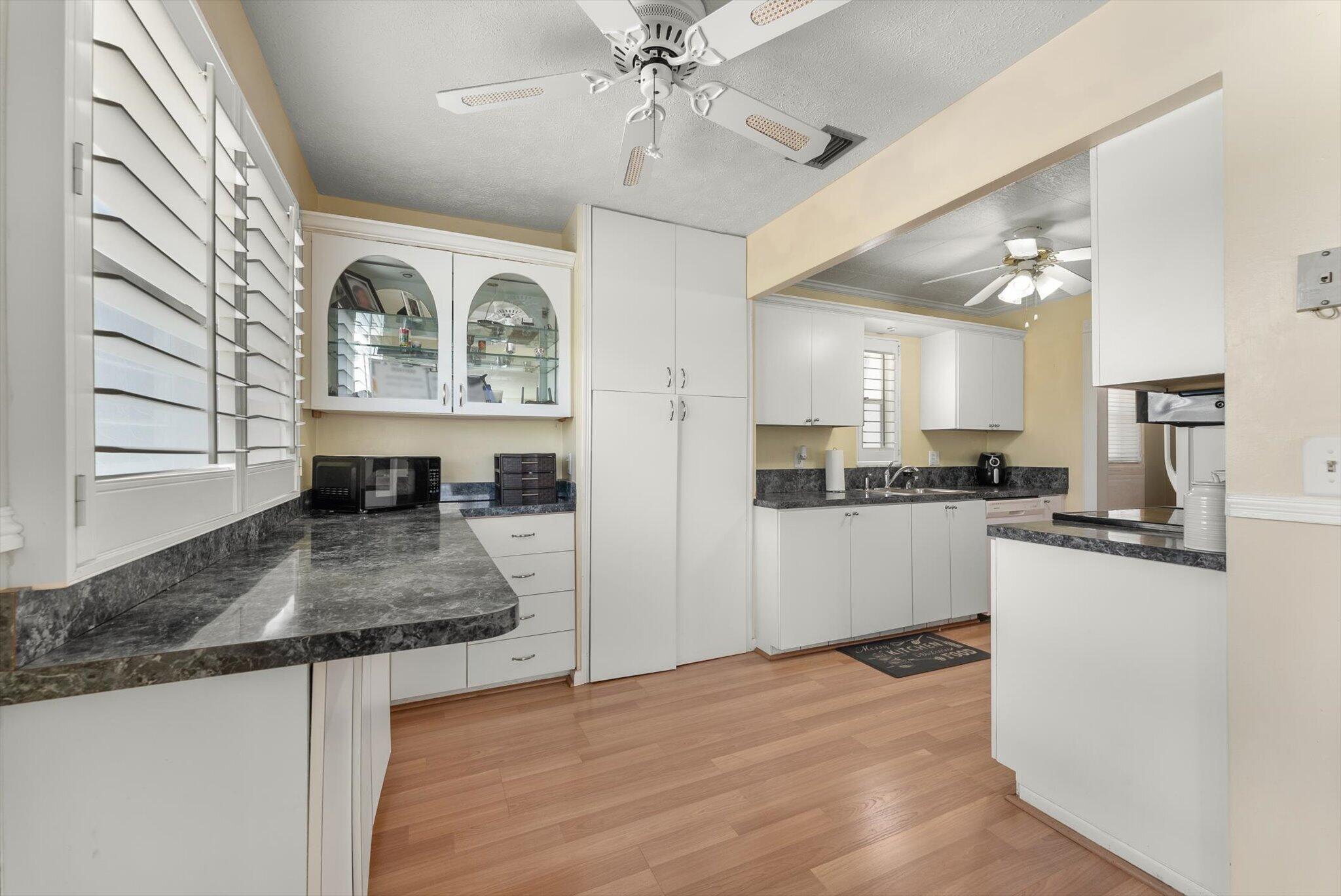 8000 Lagos De Campo #A-307, Tamarac FL 33321